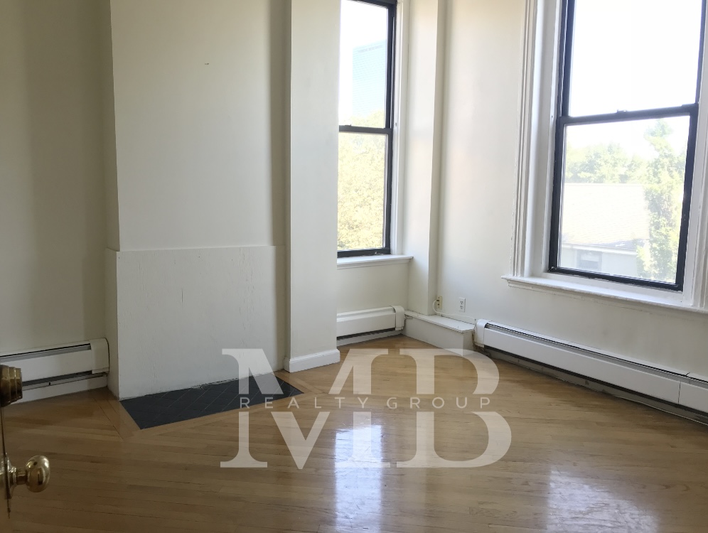 423 Shawmut Ave, South End