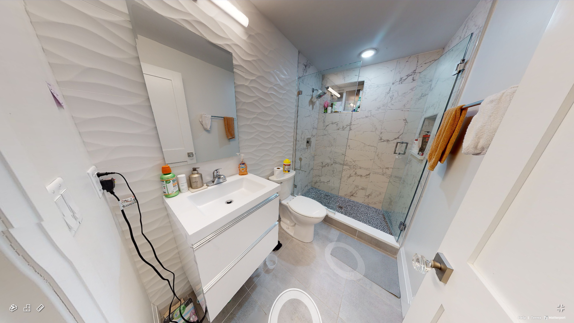 7 Strathmore Rd, Washington Square