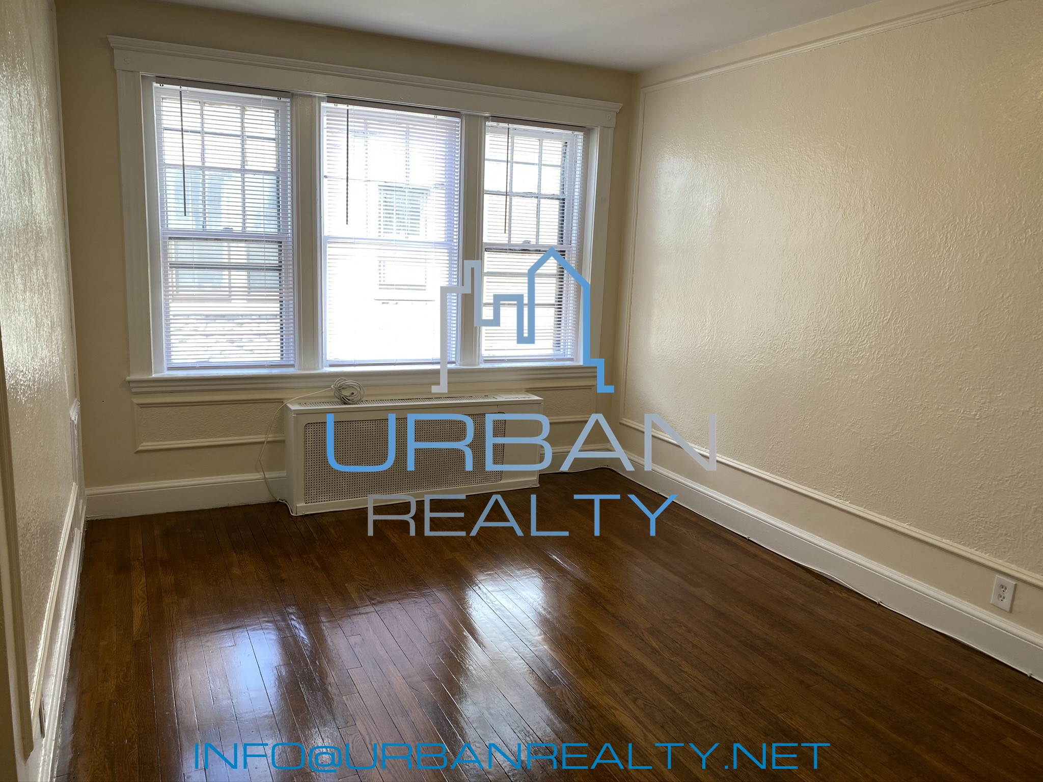 2001 Commonwealth Ave, Brighton