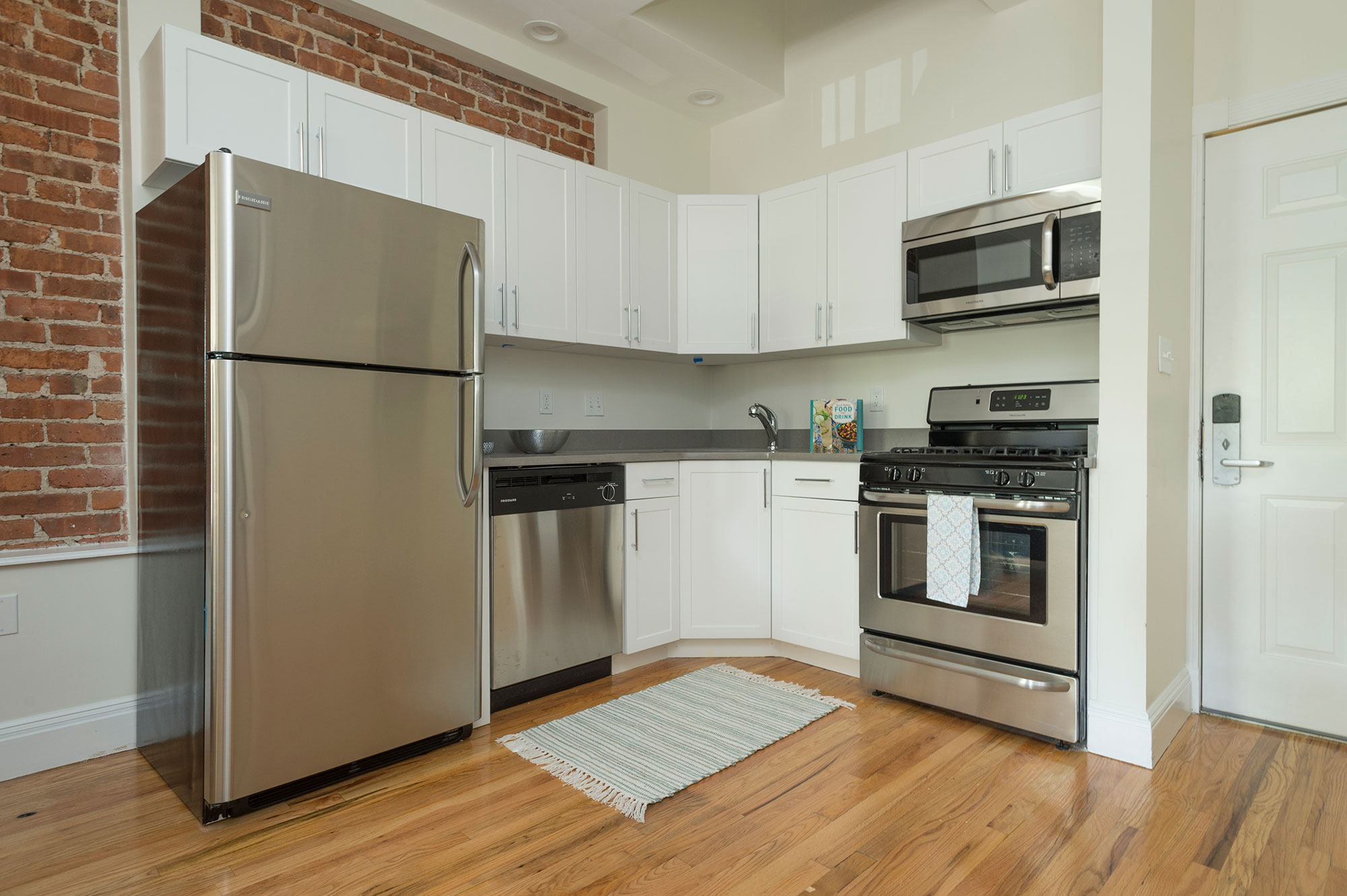 10 Brainerd Rd, Allston