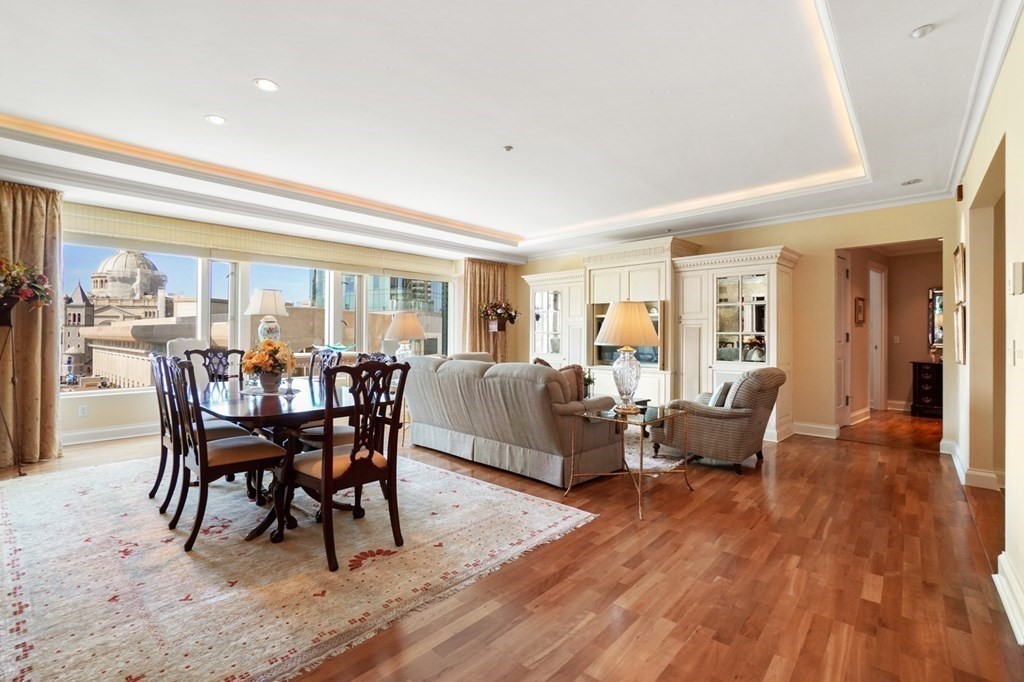 100 Belvidere St, Back Bay