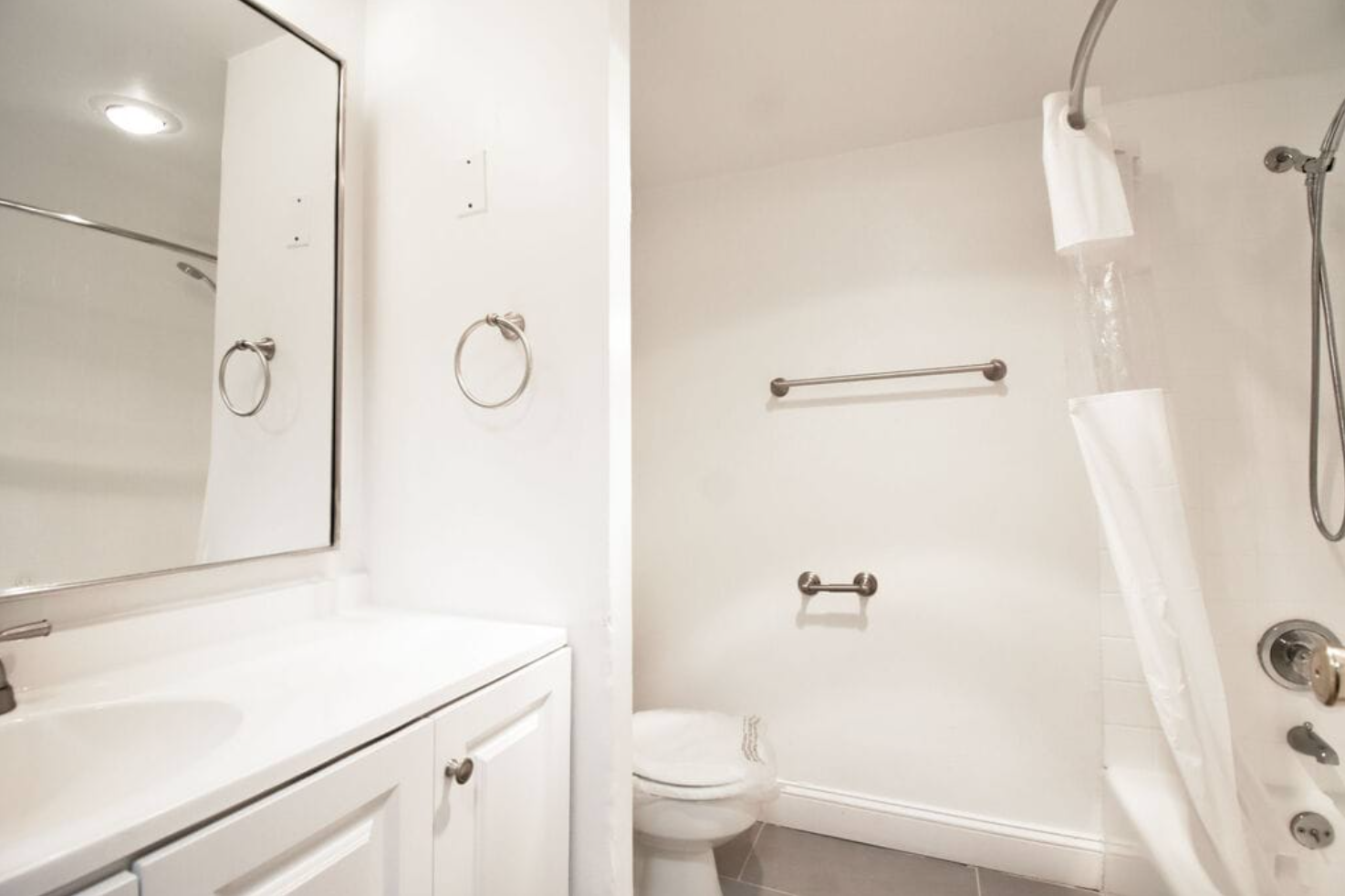 1530 Beacon St, Washington Square