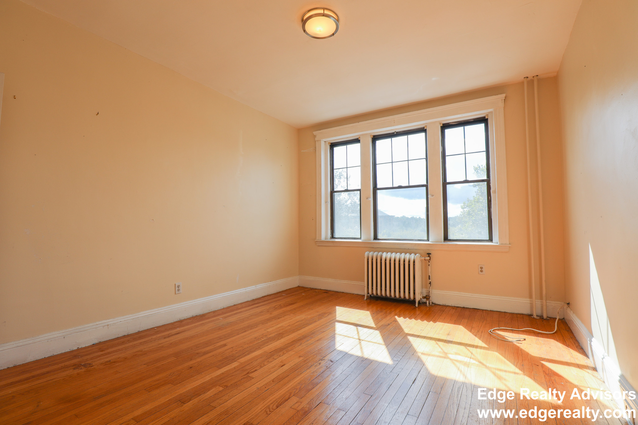 370 Chestnut Hill Ave, Brighton