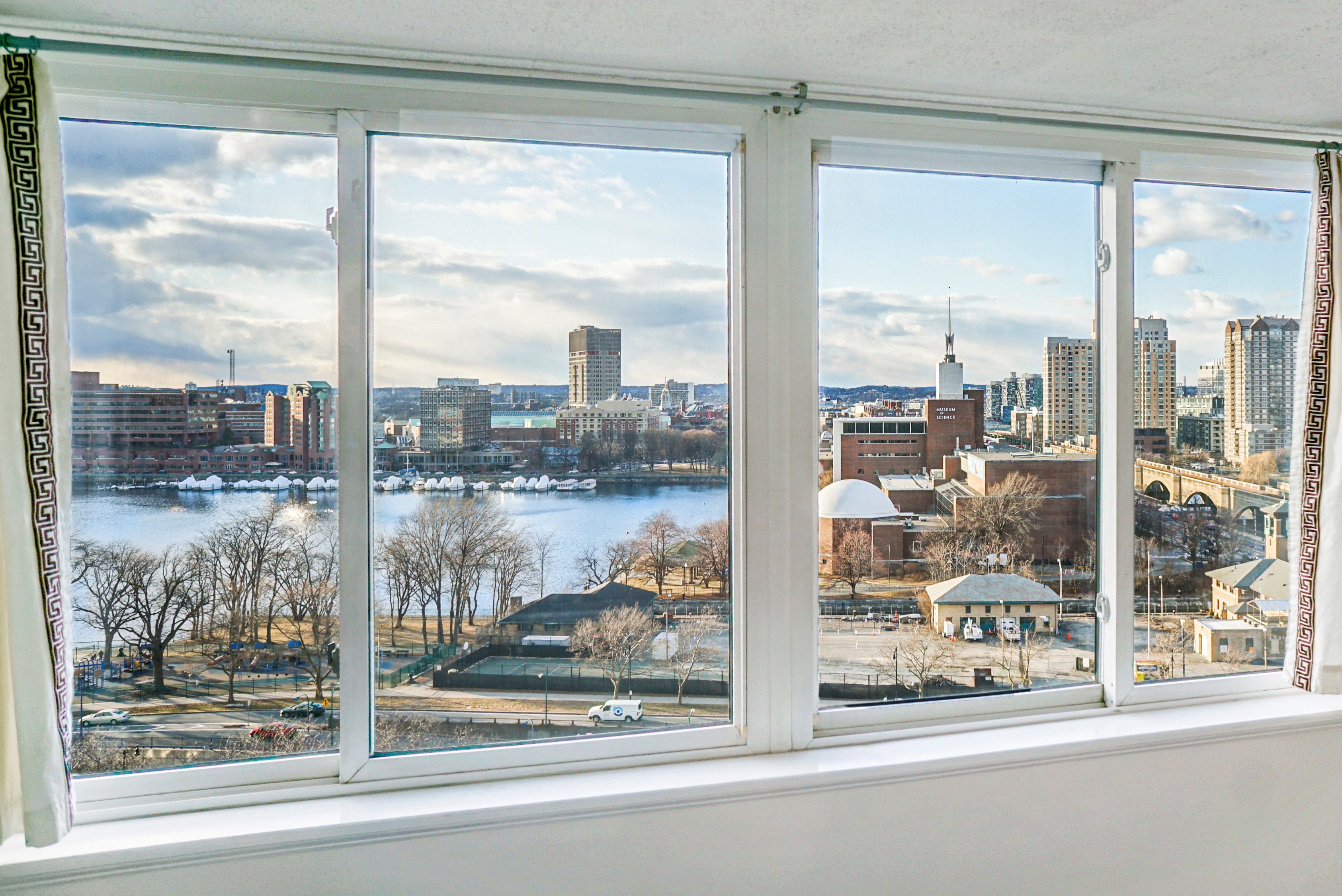 8 Whittier Pl, West End