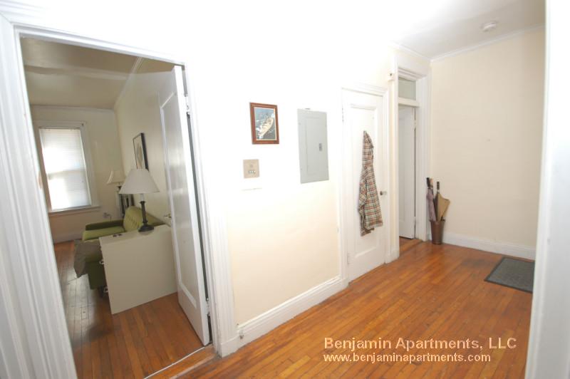 15 Glenville Ave, Allston