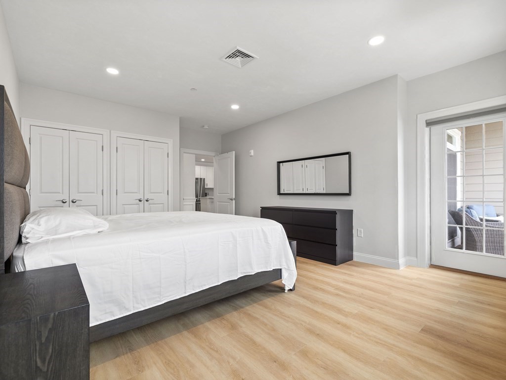 320 Middlesex Ave, Medford