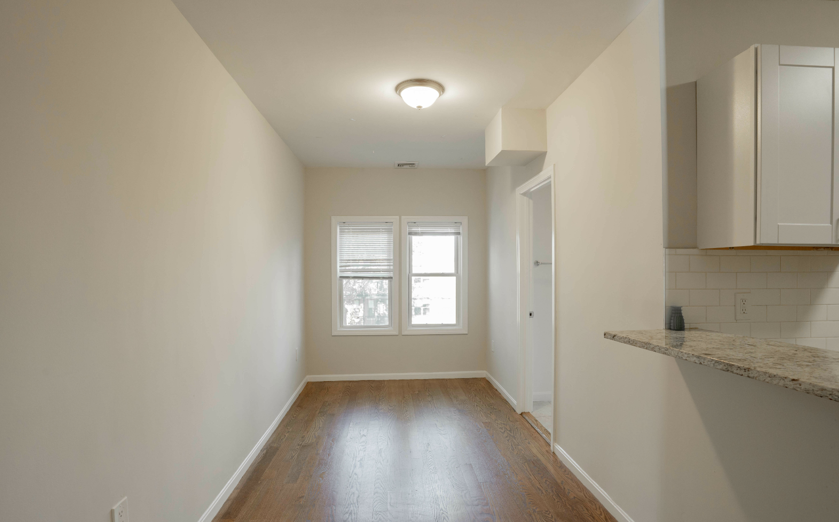 92 Maple St, Dorchester