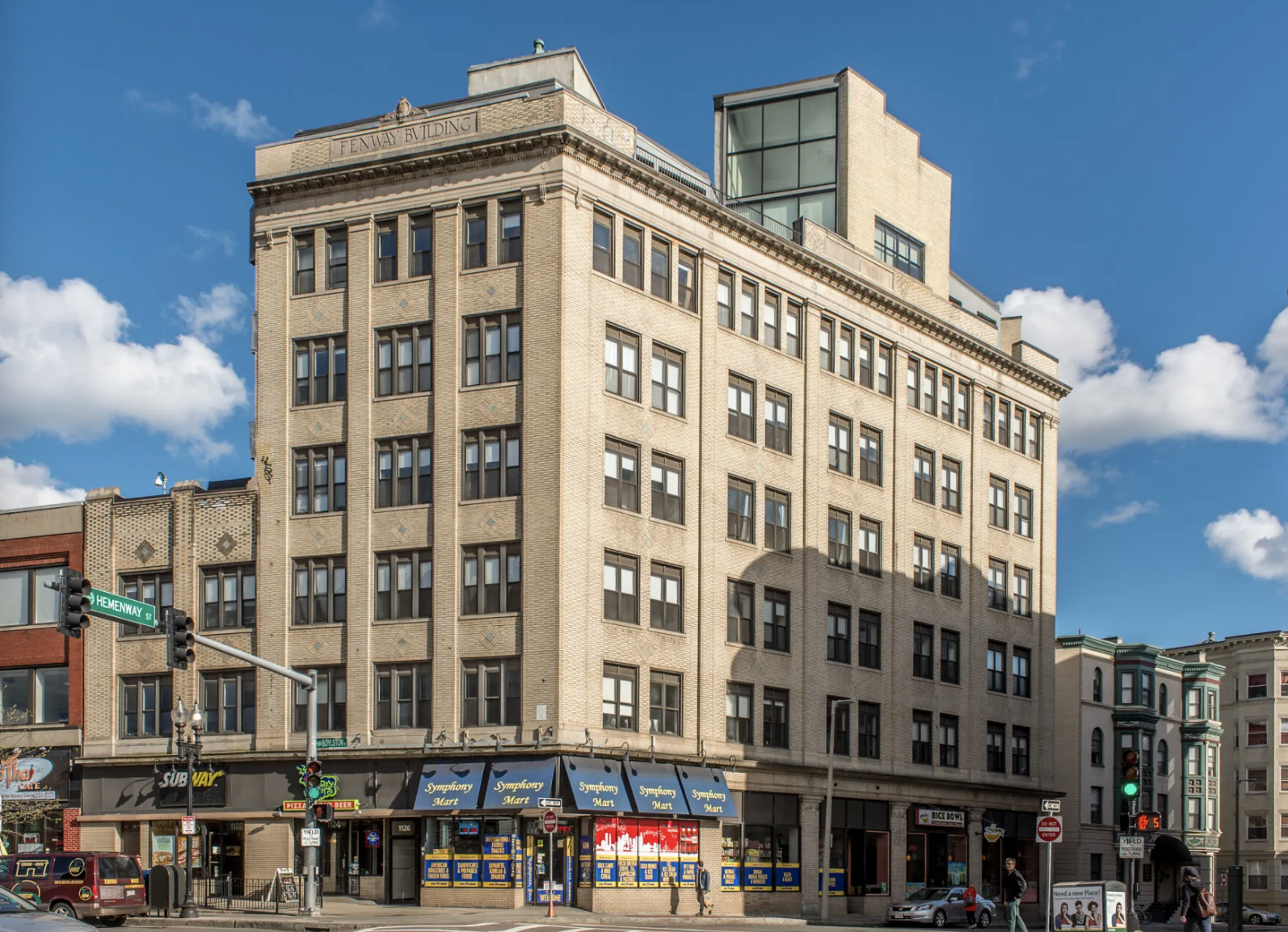 1126 Boylston St, Back Bay