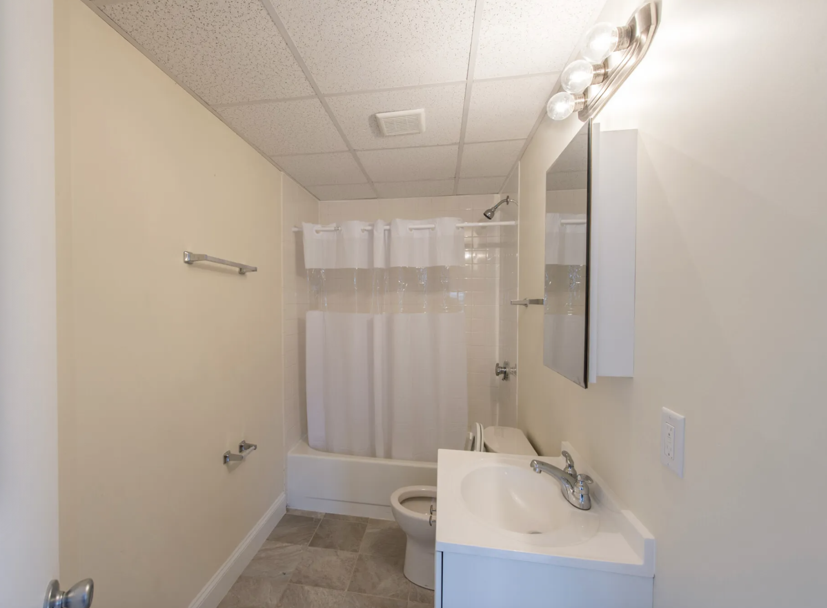 1126 Boylston St, Back Bay