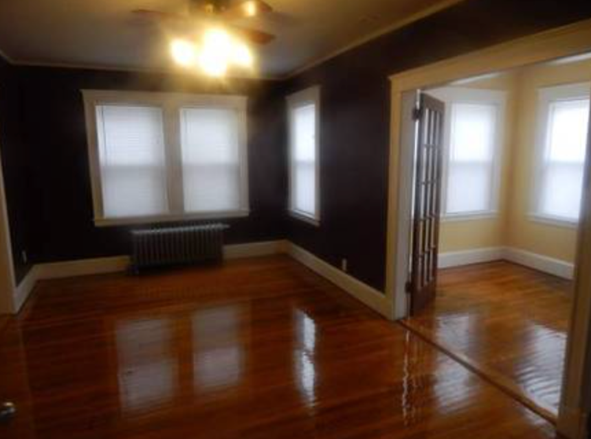 4442 Washington St, Roslindale