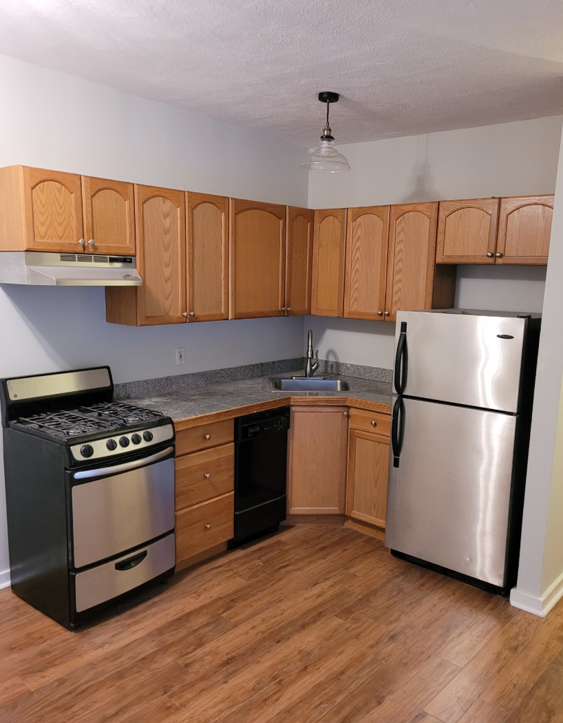 145 Endicott St, North End