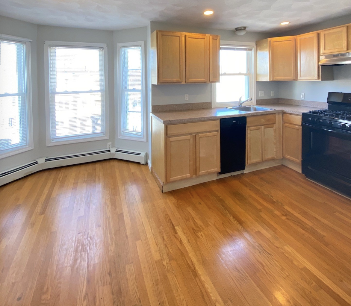 329 Paris St, North End