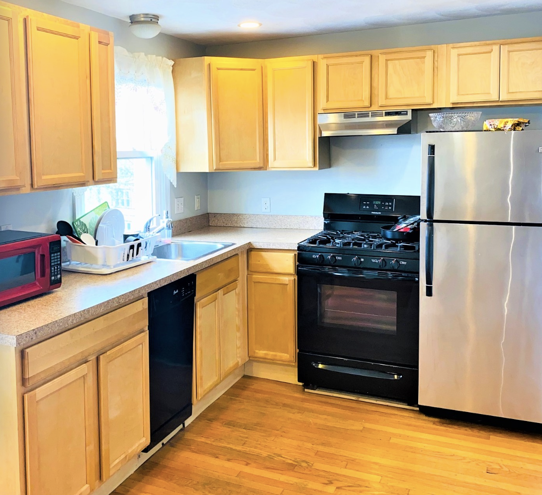 329 Paris St, North End