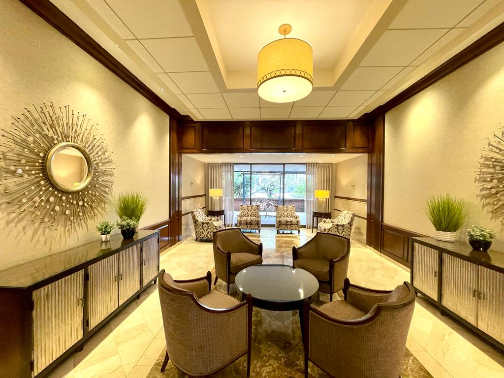 2 Hawthorne Pl 11a, West End