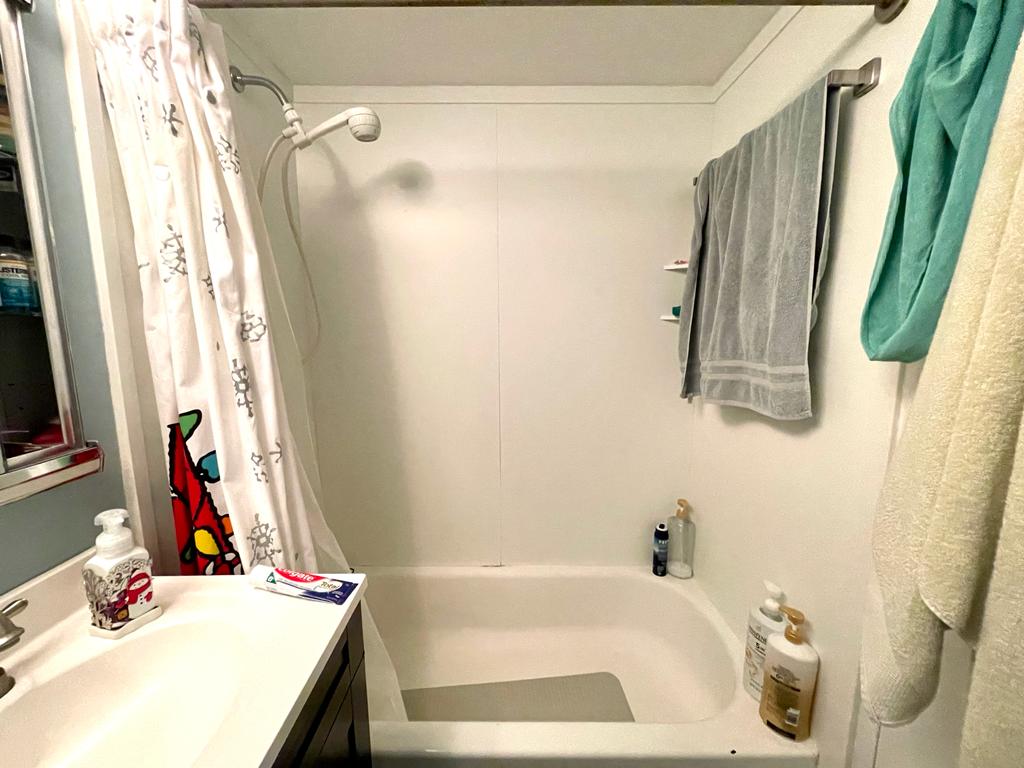 2 Hawthorne Pl 16k, West End