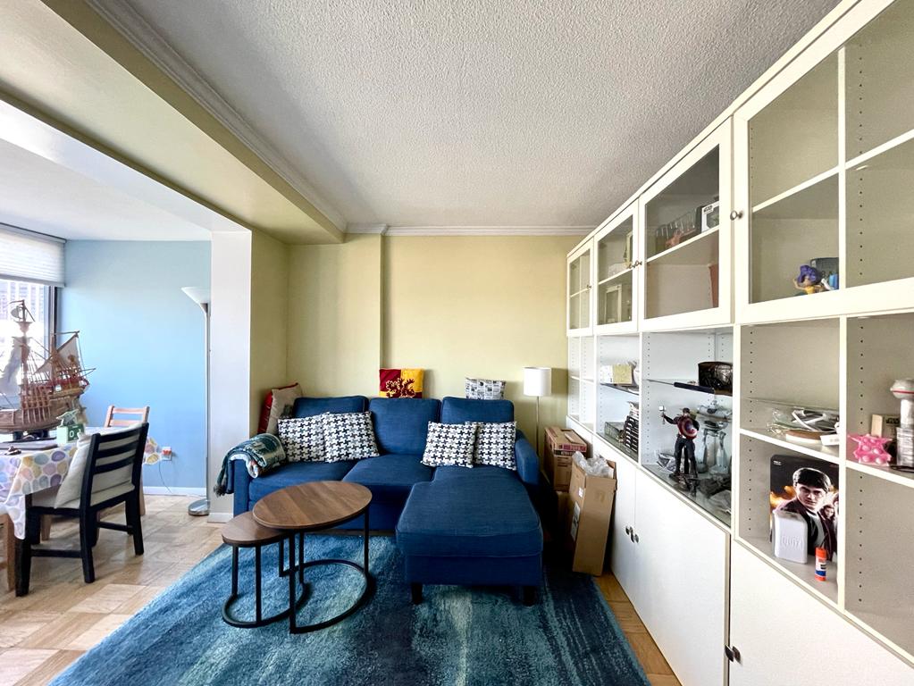 2 Hawthorne Pl 16k, West End