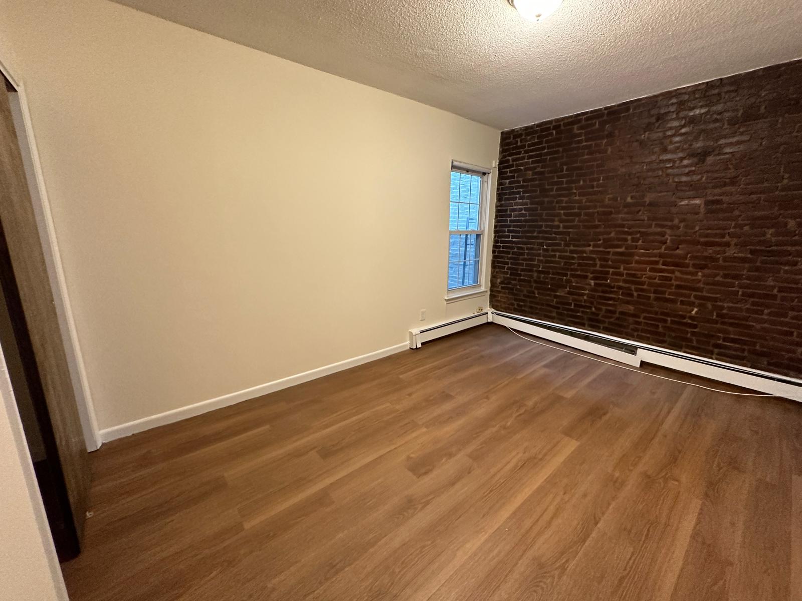 74 South Huntington Ave, Jamaica Plain