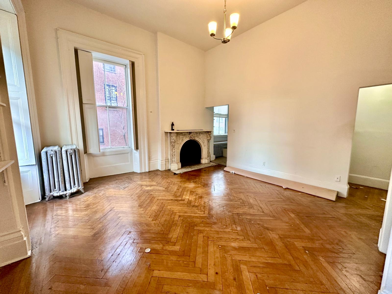 24 Mount Vernon St, Beacon Hill