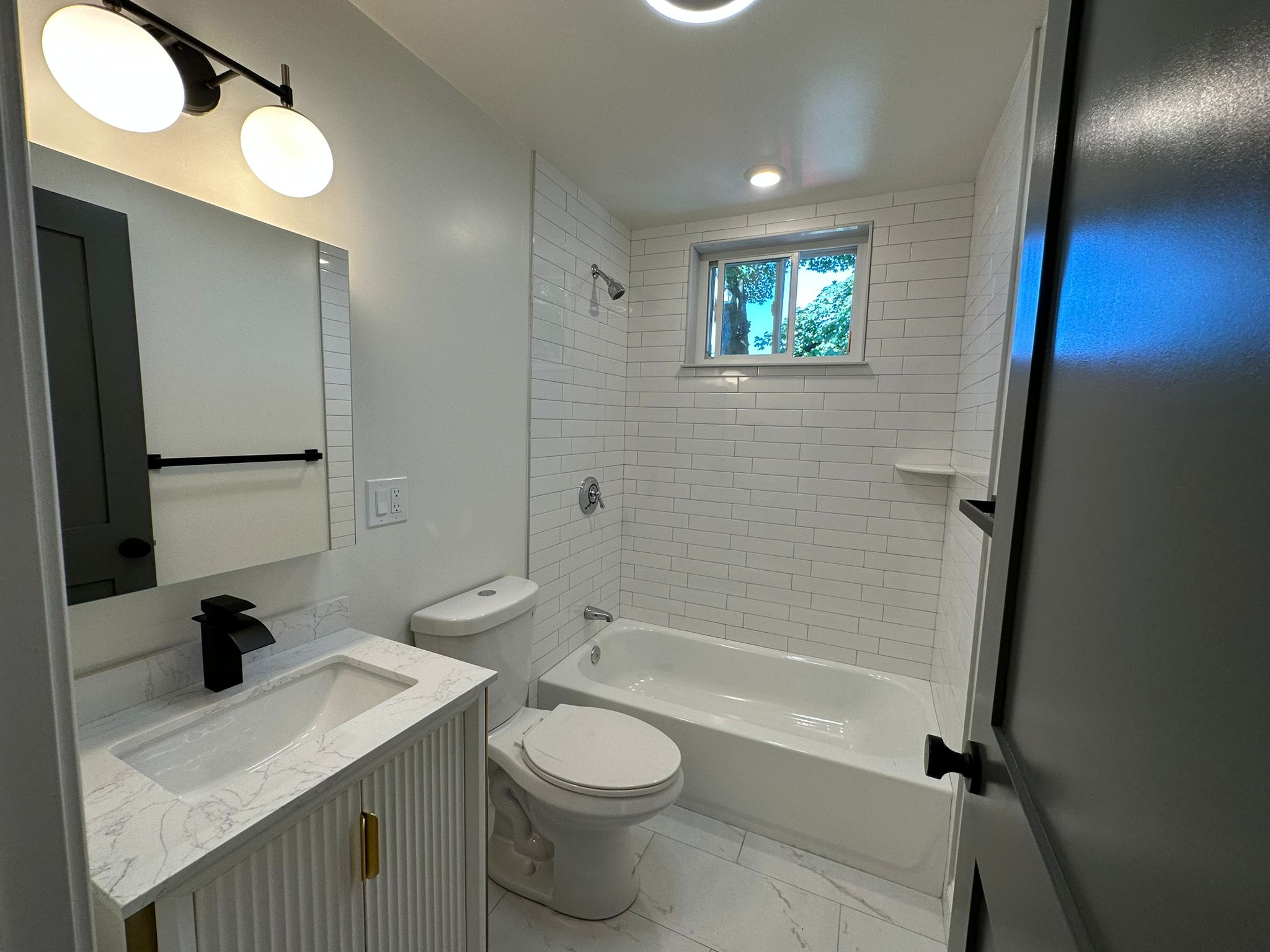 31 Paris St, West Medford