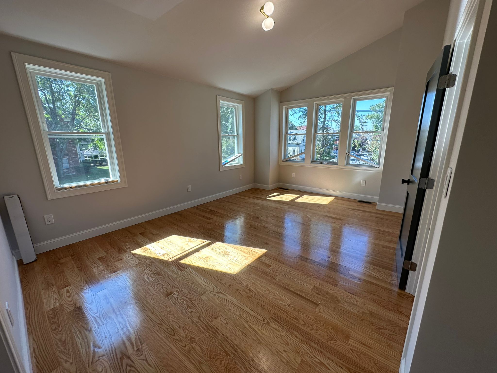 31 Paris St, West Medford