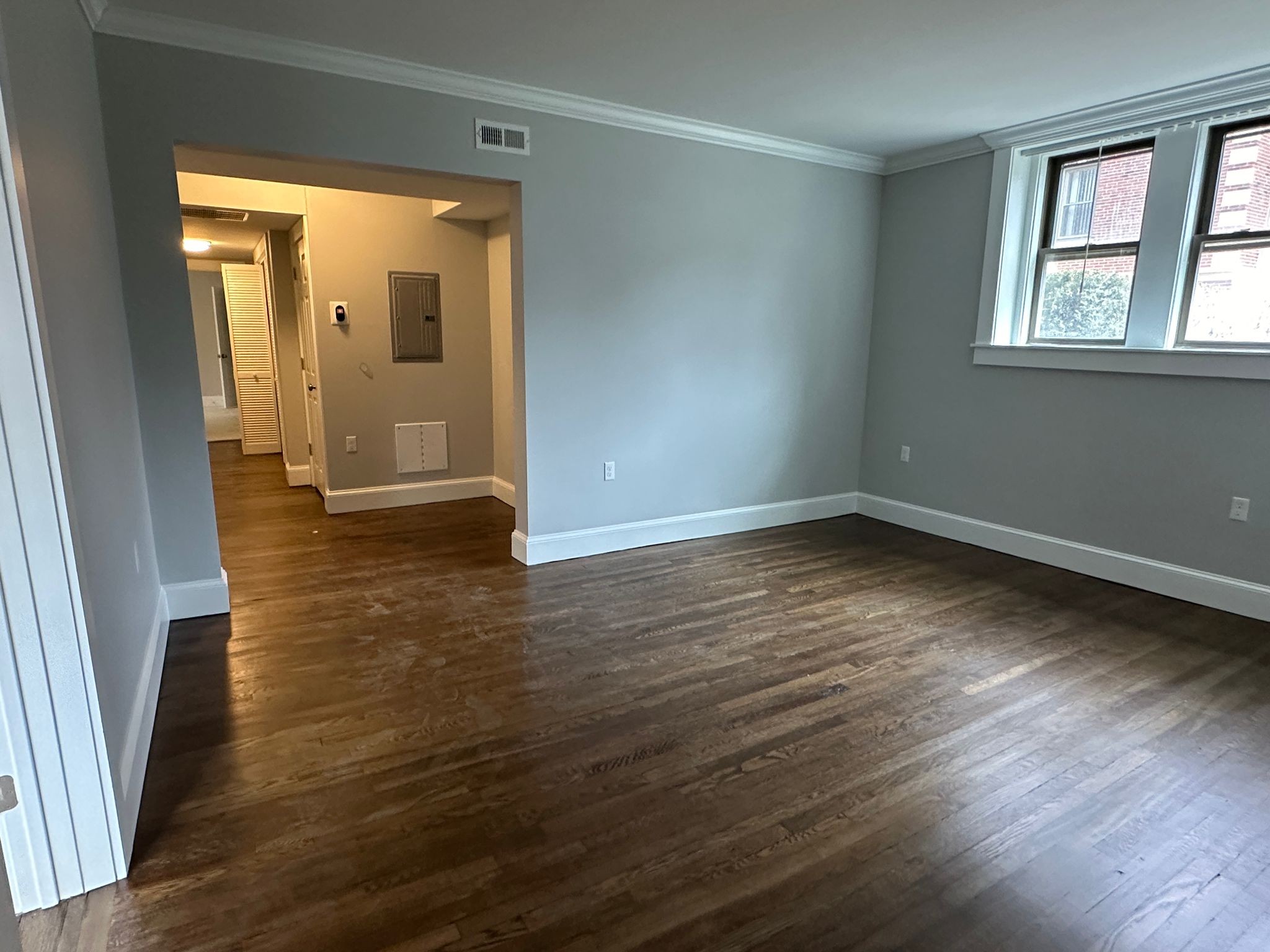 94 Longwood Ave, Longwood