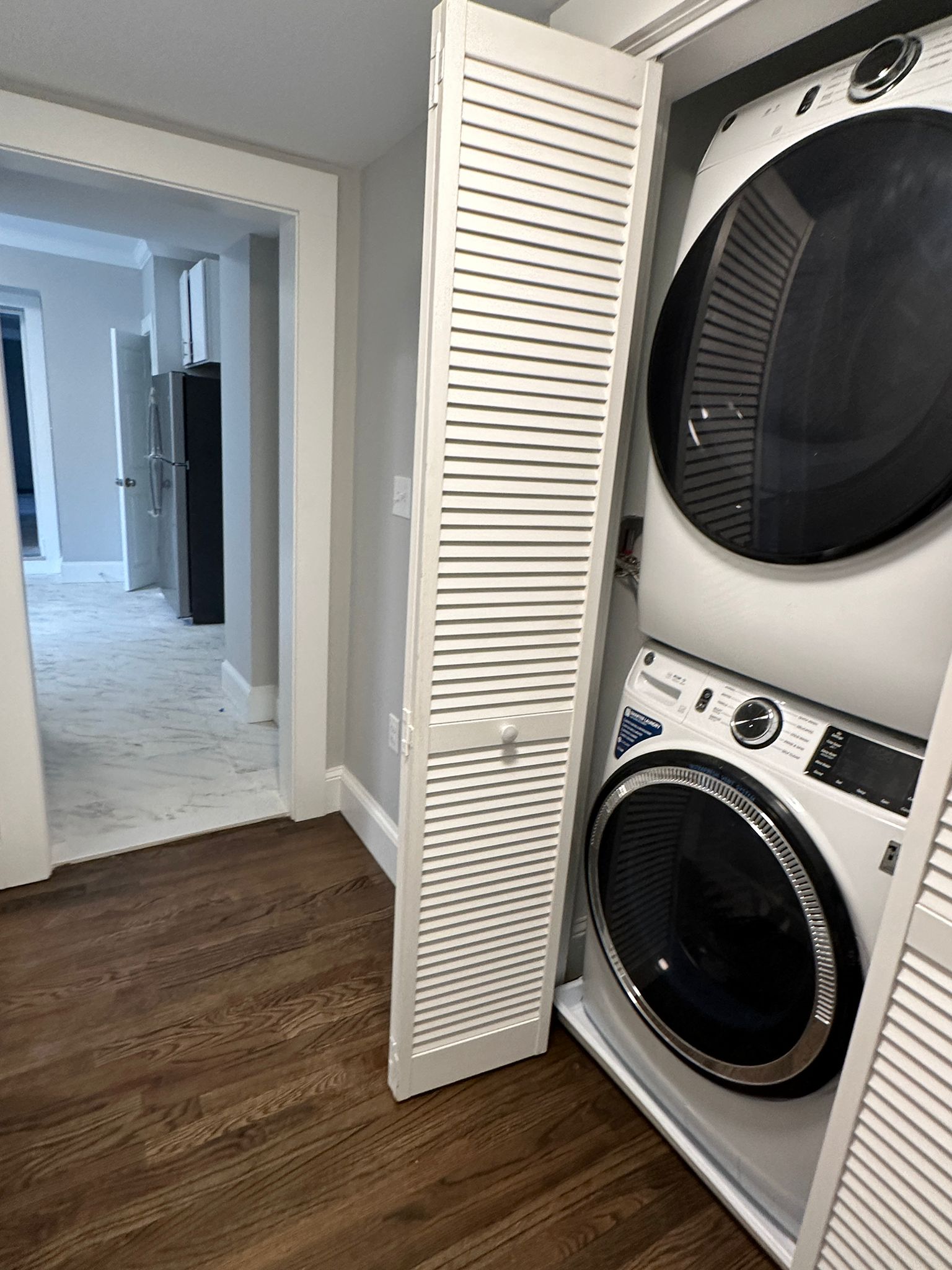 94 Longwood Ave, Longwood