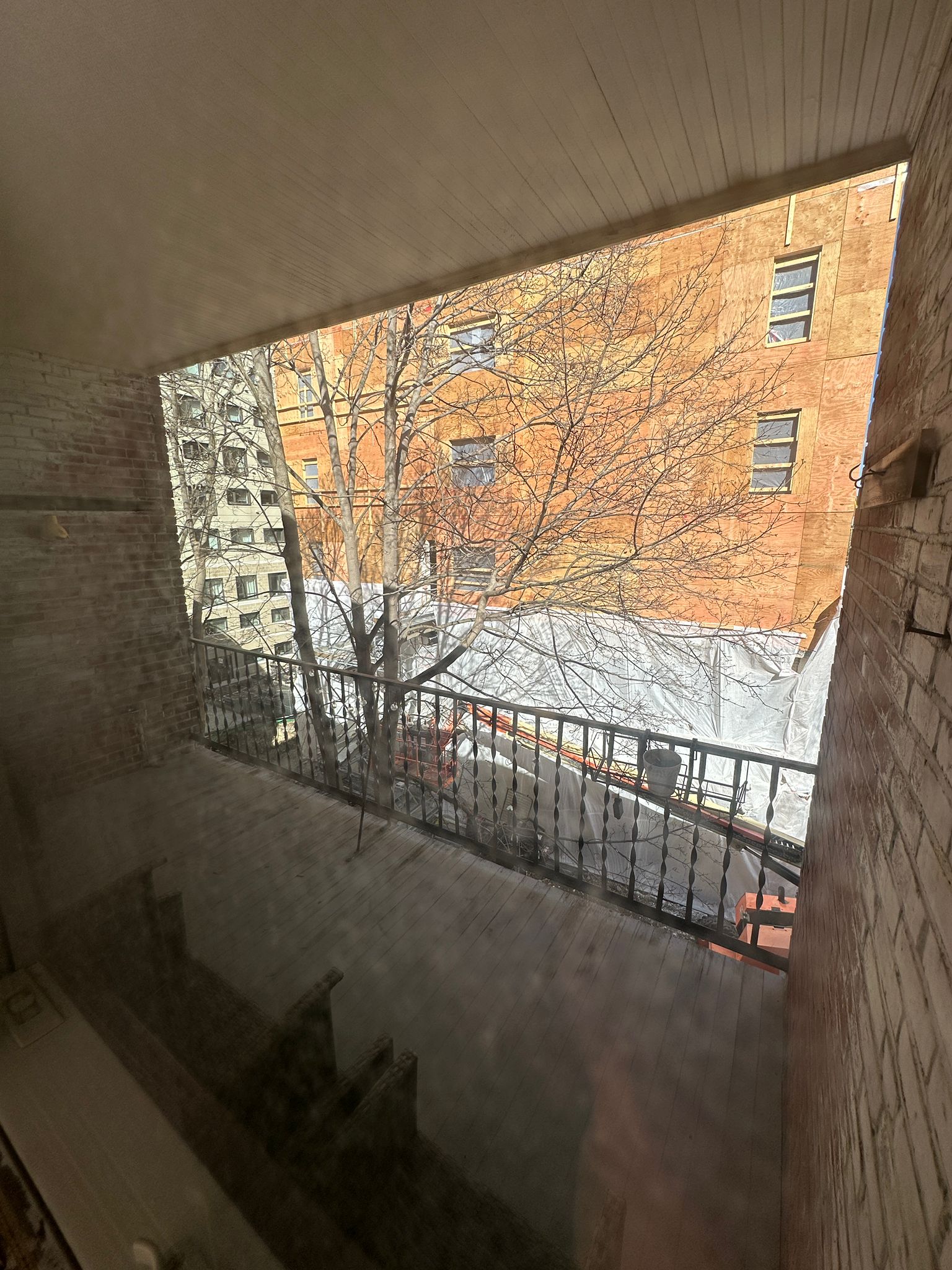 85 Winchester St, North Brookline