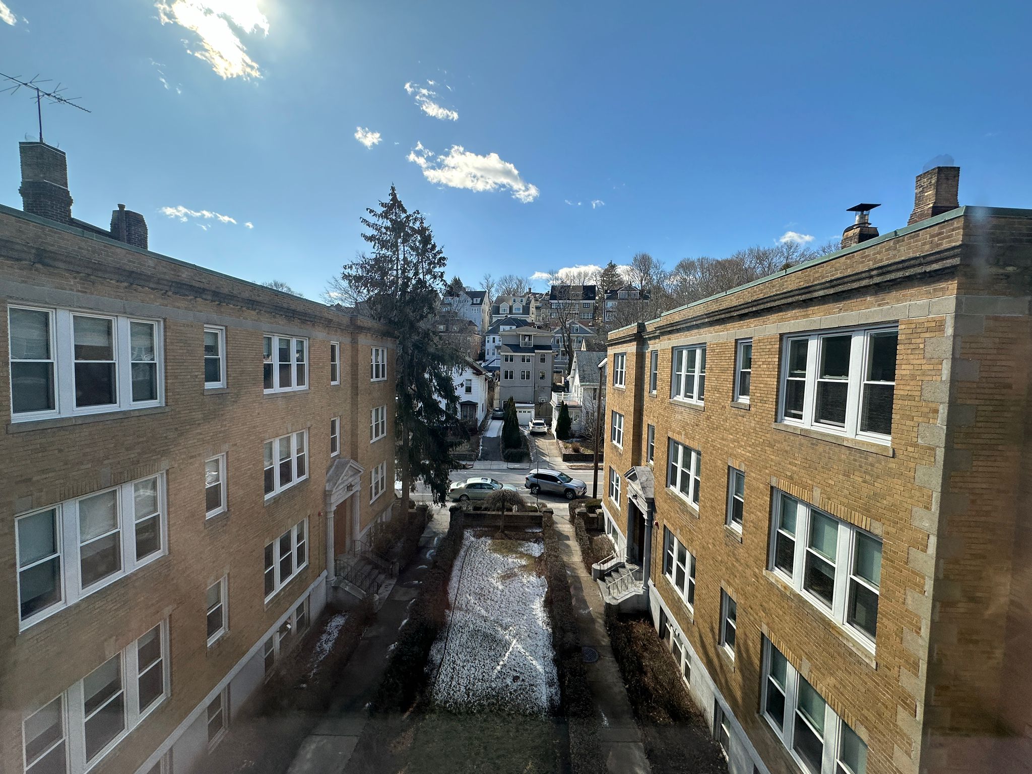 85 Winchester St, North Brookline