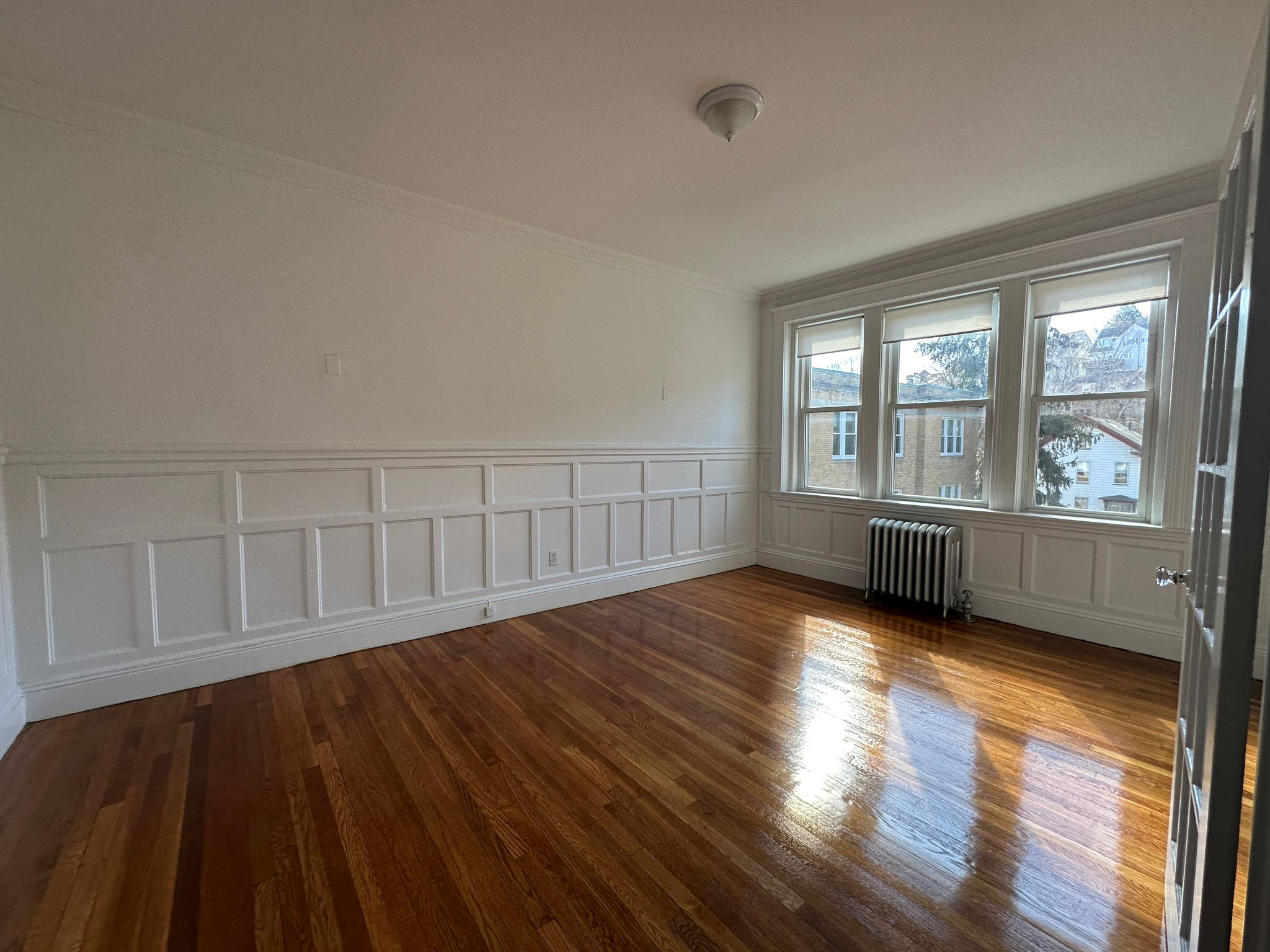 85 Winchester St, North Brookline