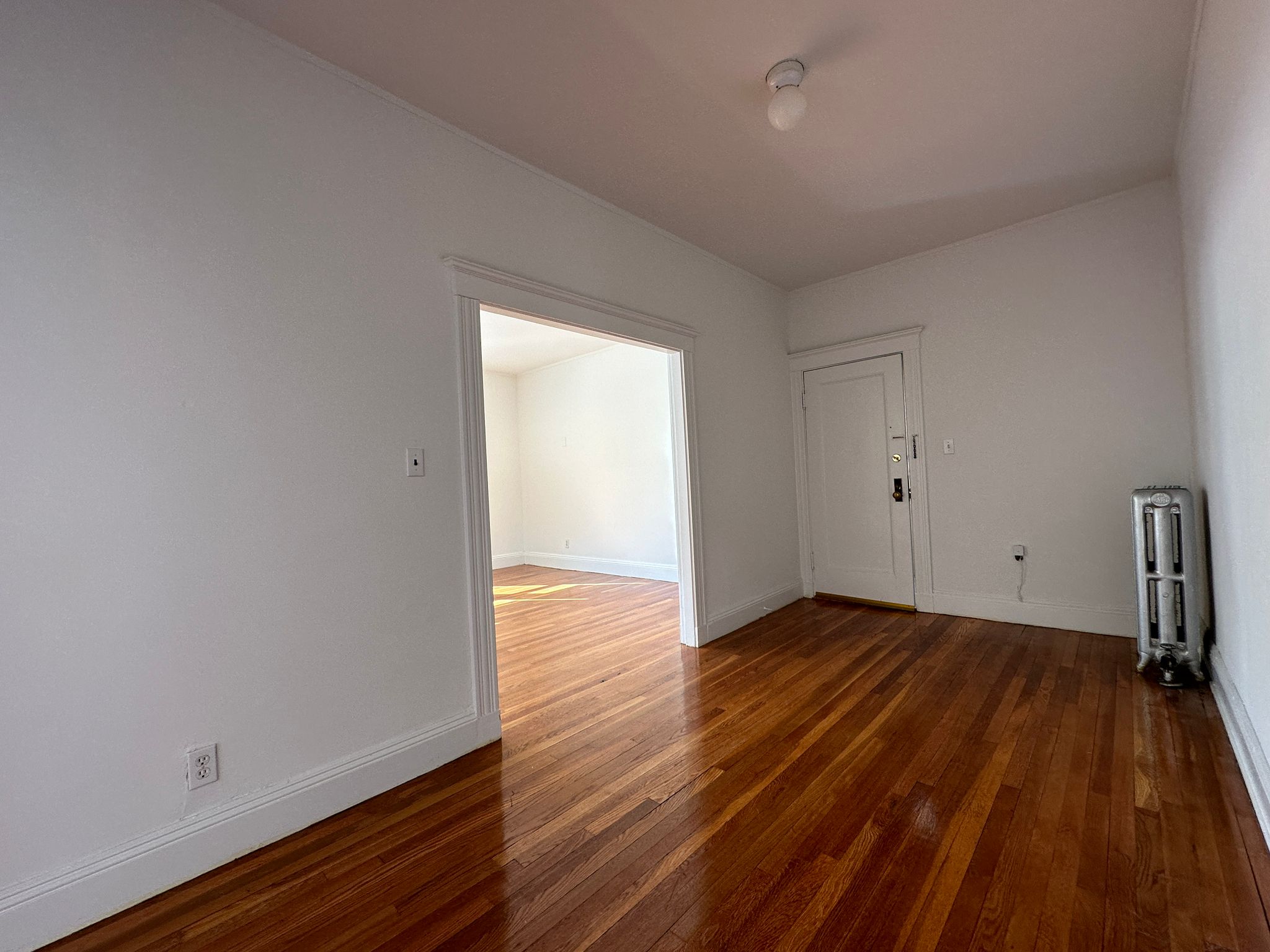 85 Winchester St, North Brookline