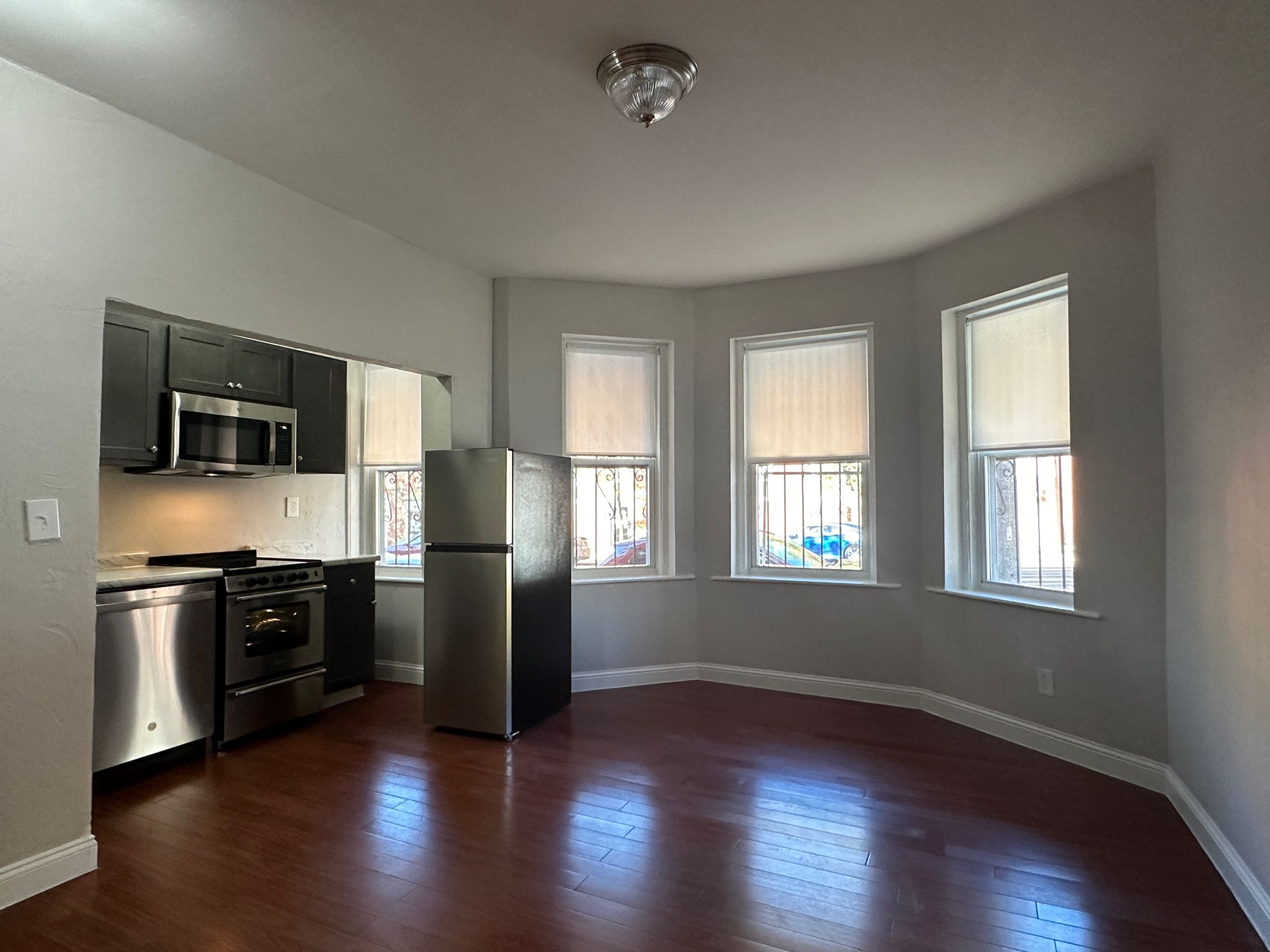 75 South Huntington Ave, Jamaica Plain