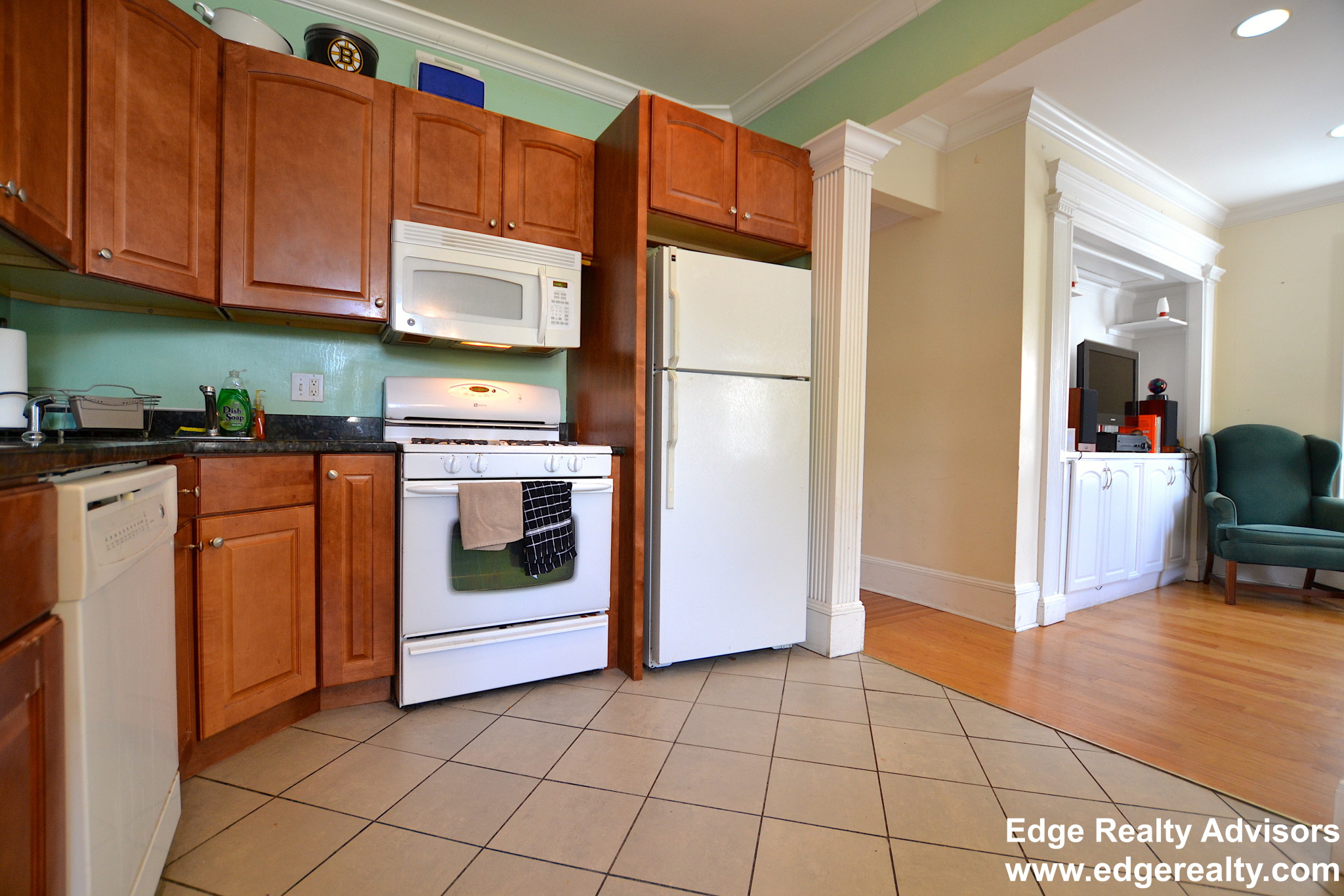 12 Sutherland Rd, Brighton