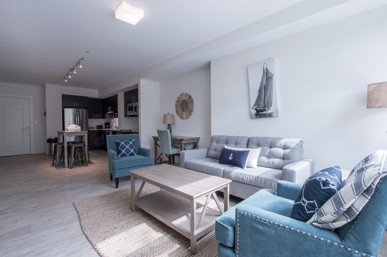 900 Beacon St, Fenway