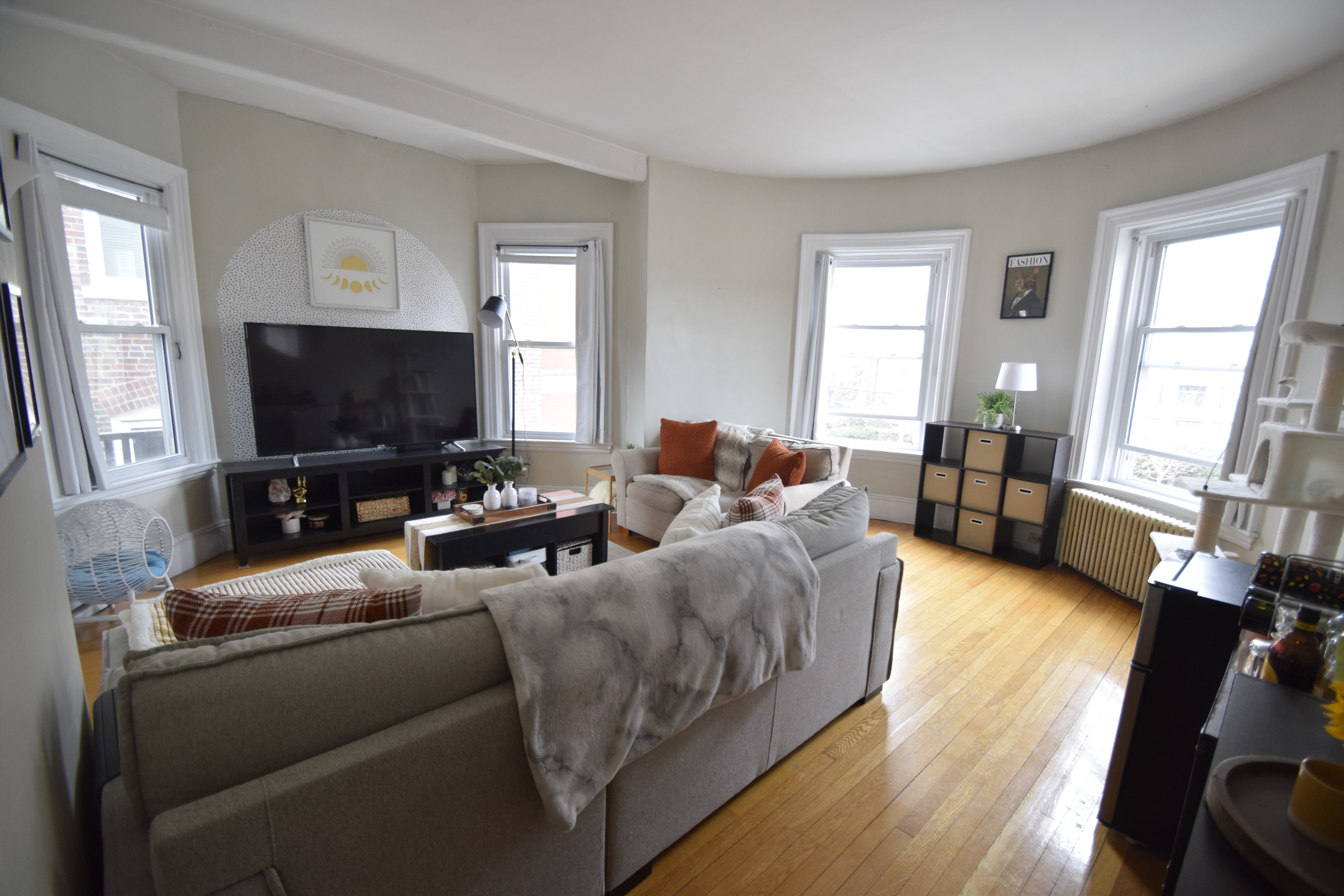 369 Tappan St, Washington Square