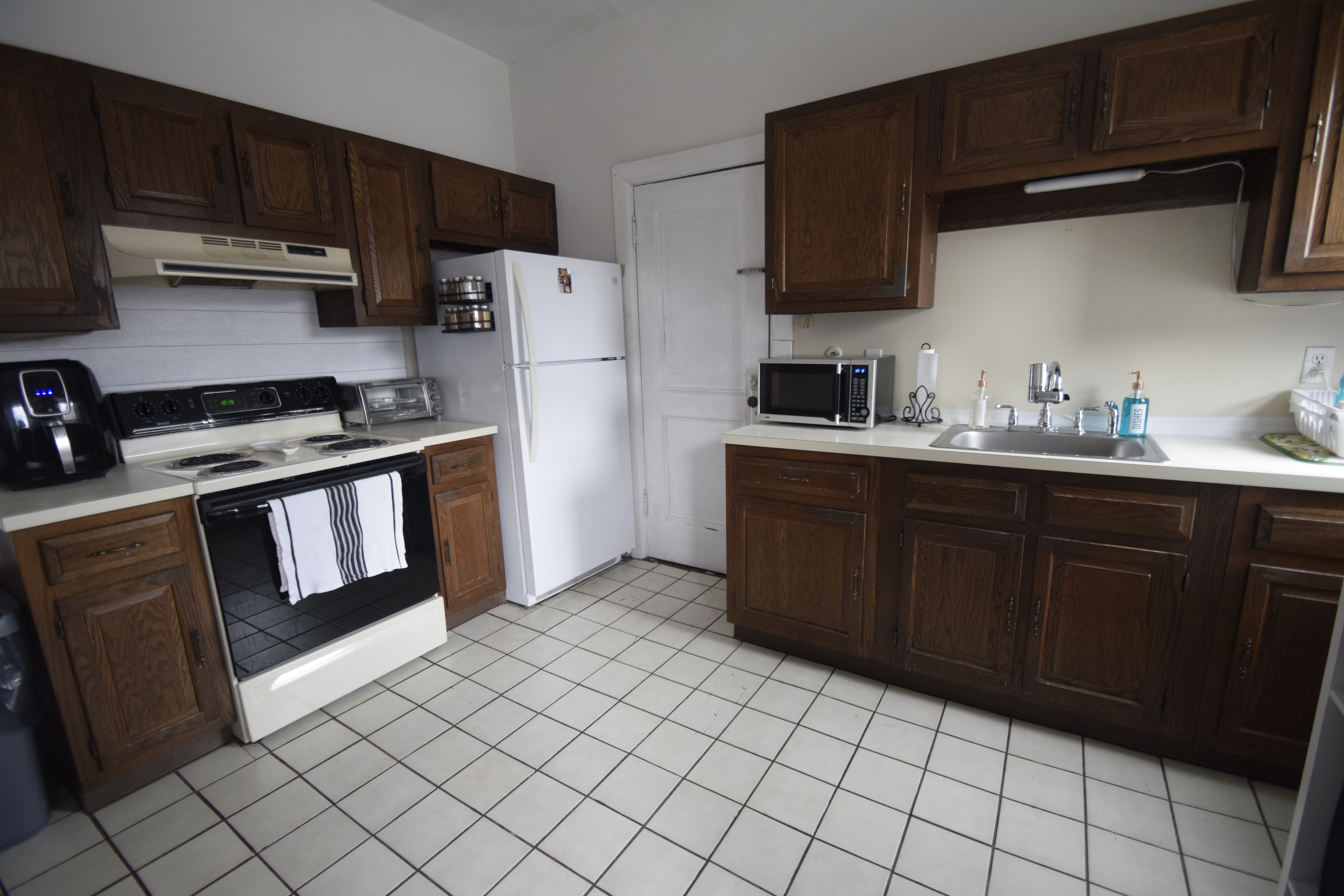 369 Tappan St, Washington Square