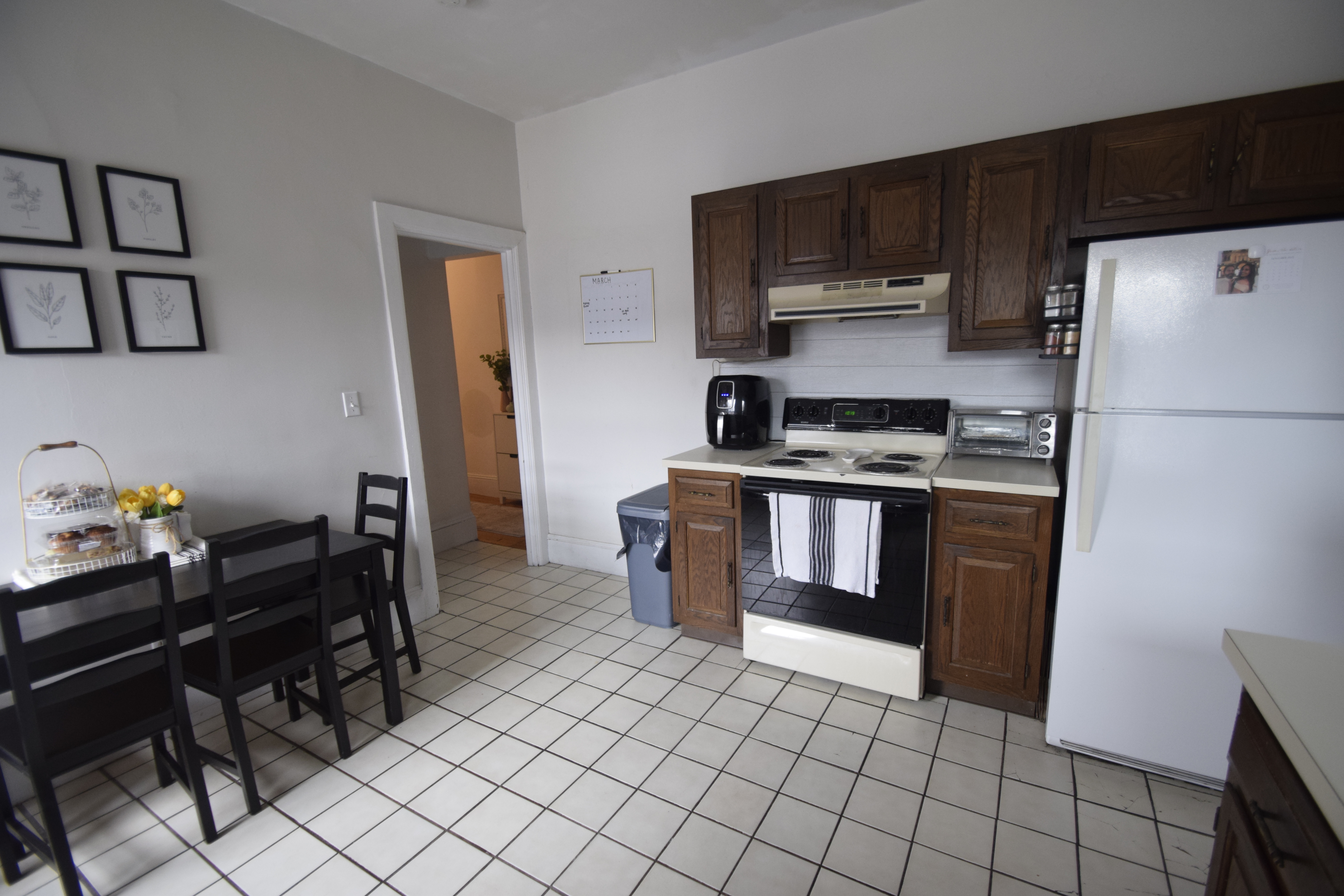 369 Tappan St, Washington Square