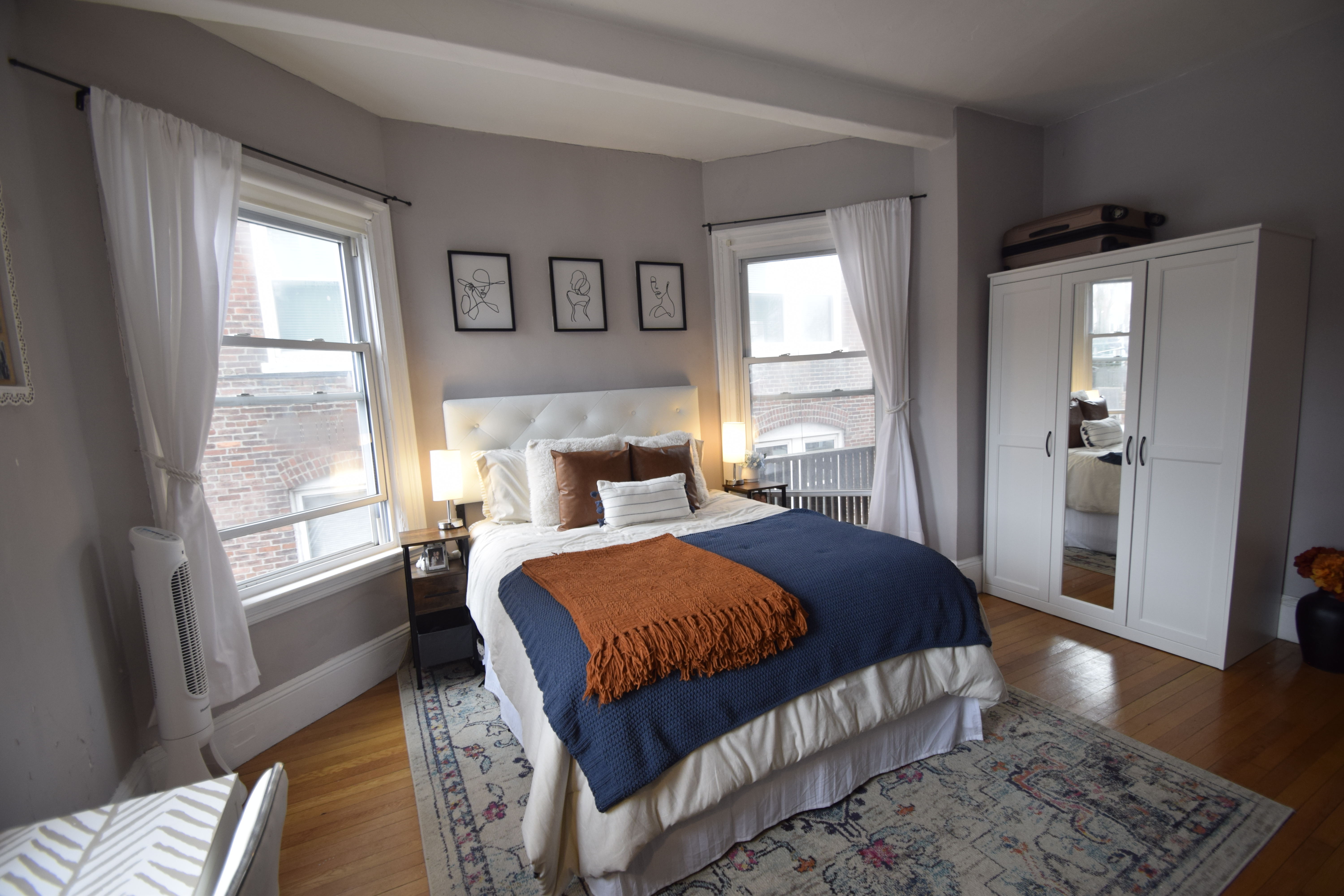 369 Tappan St, Washington Square