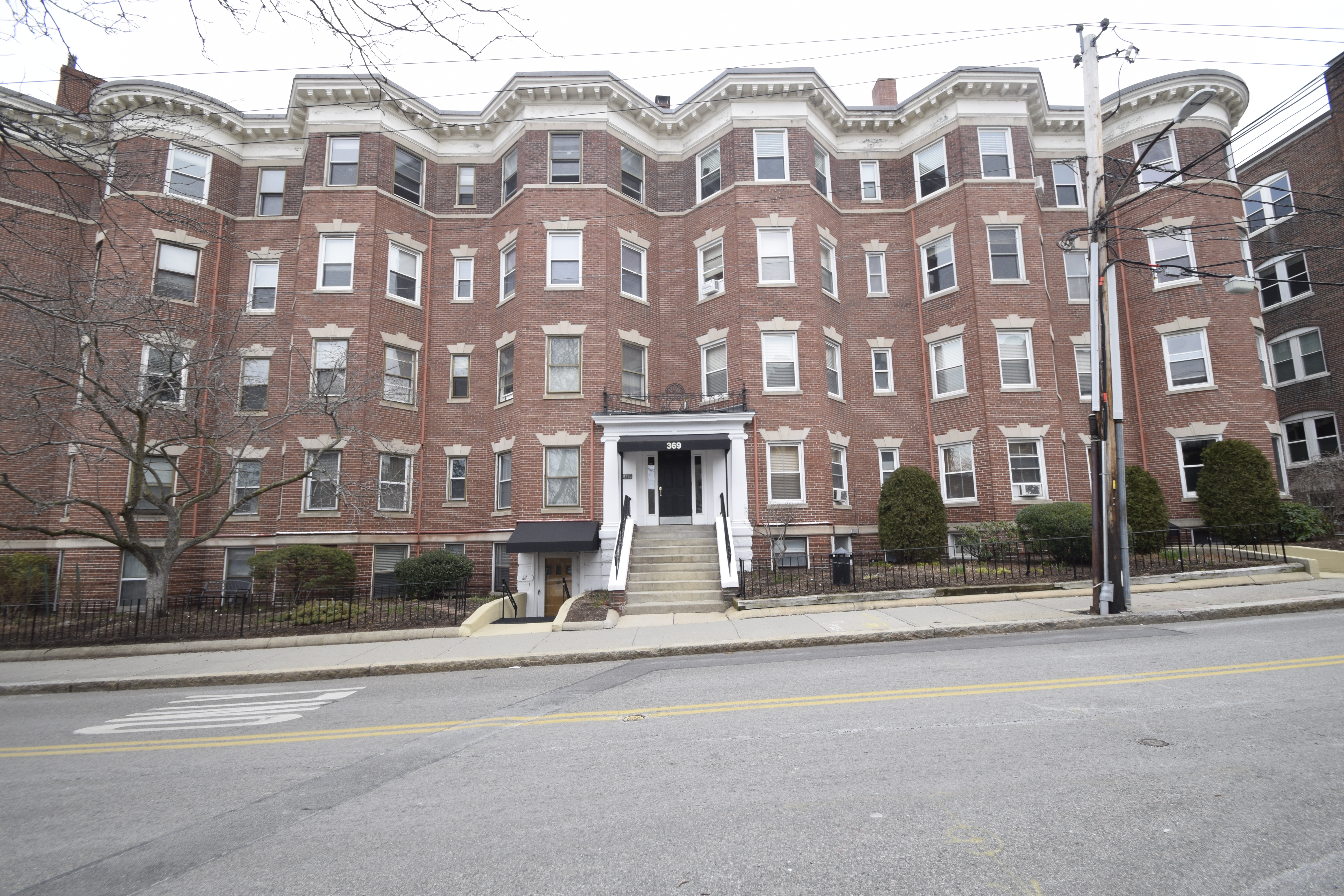 369 Tappan St, Washington Square