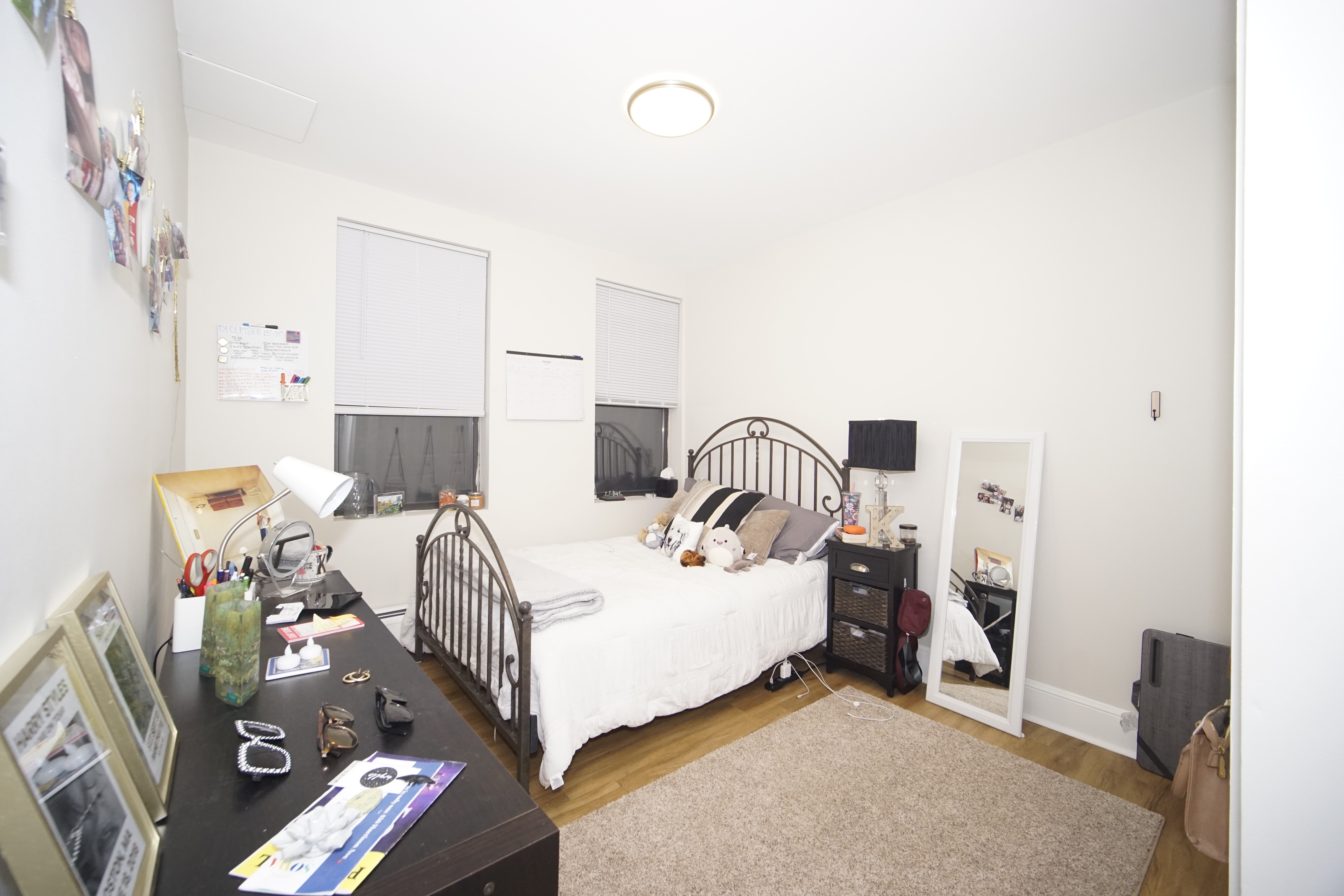 833 Beacon St, Fenway