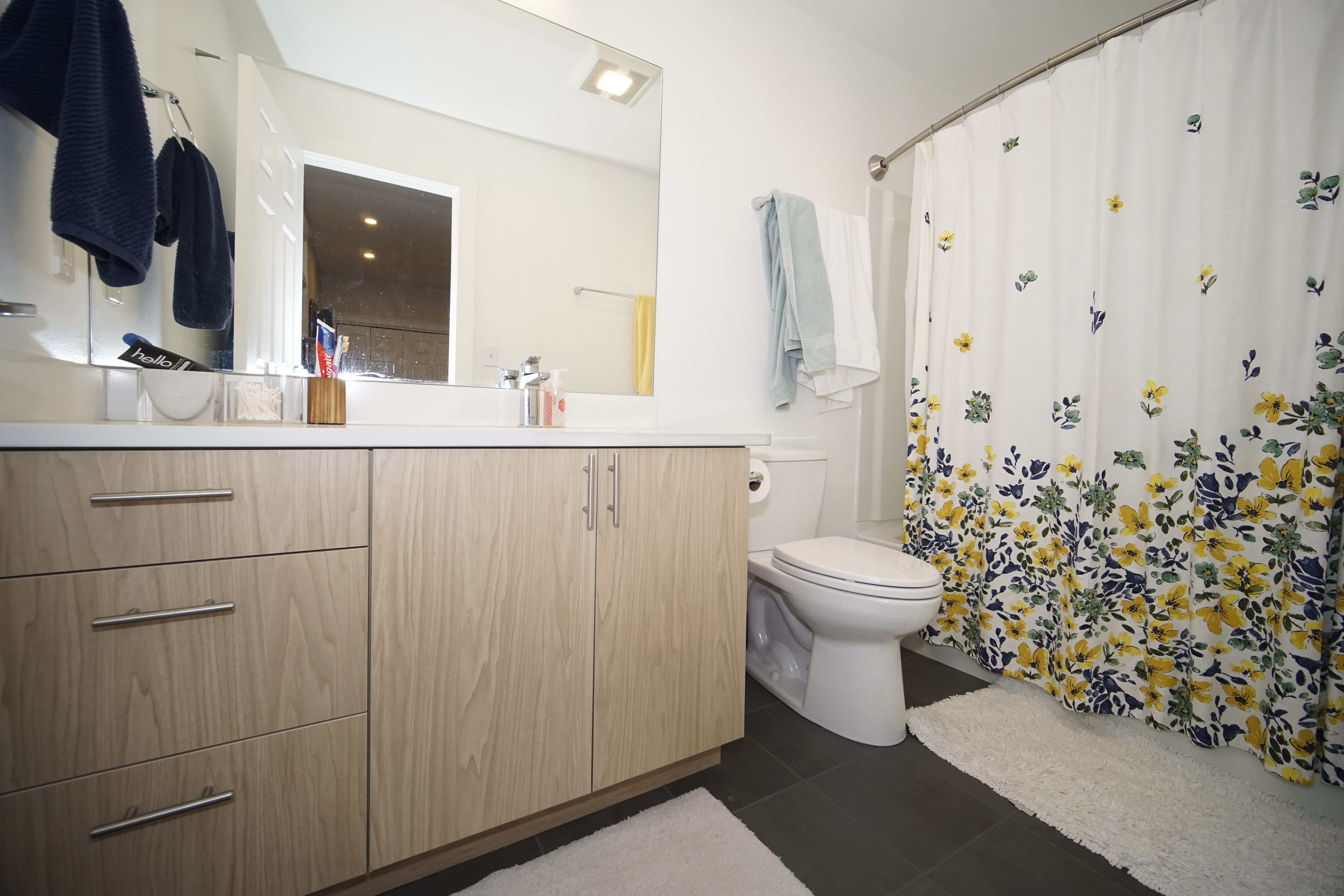 833 Beacon St, Fenway