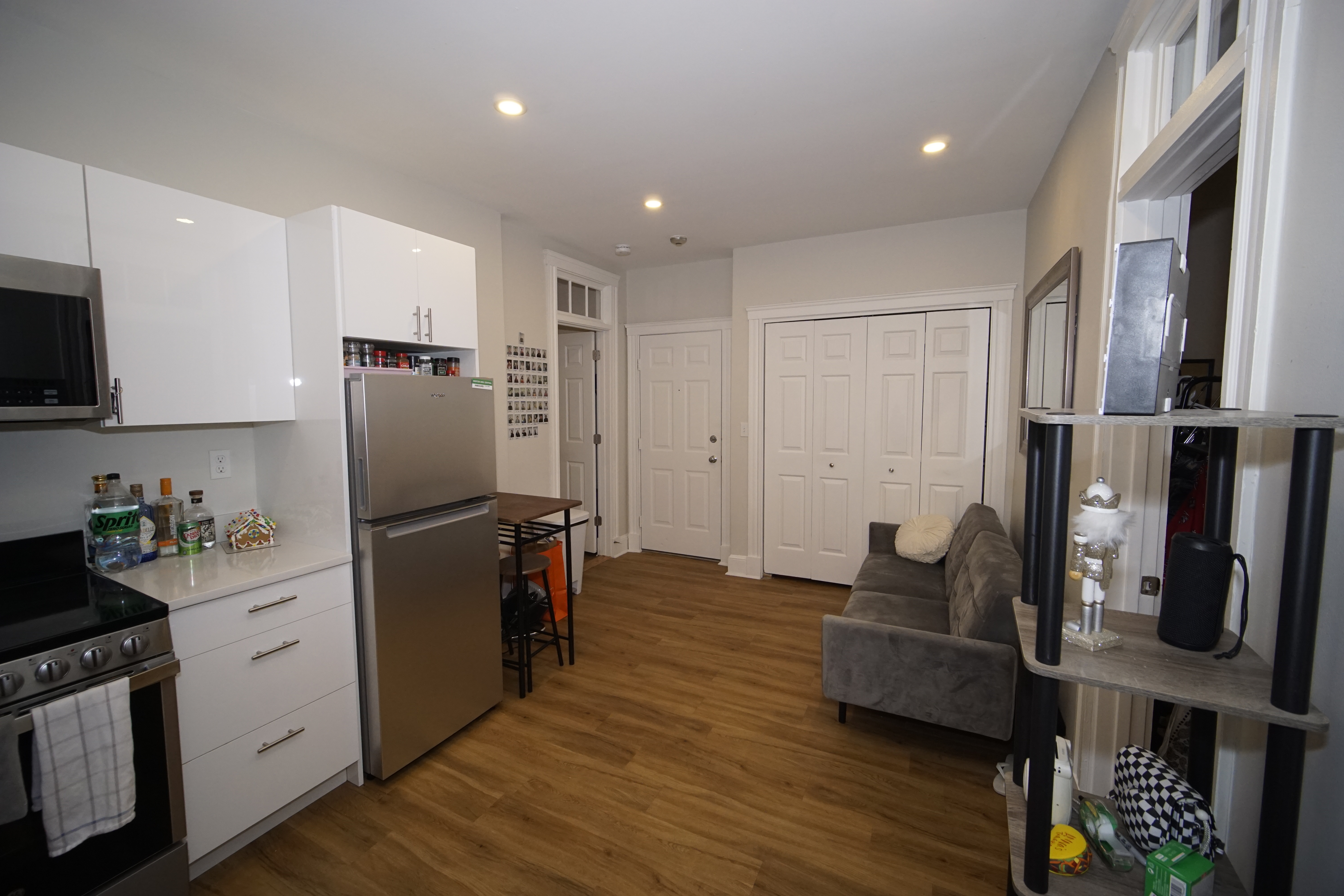 833 Beacon St, Fenway