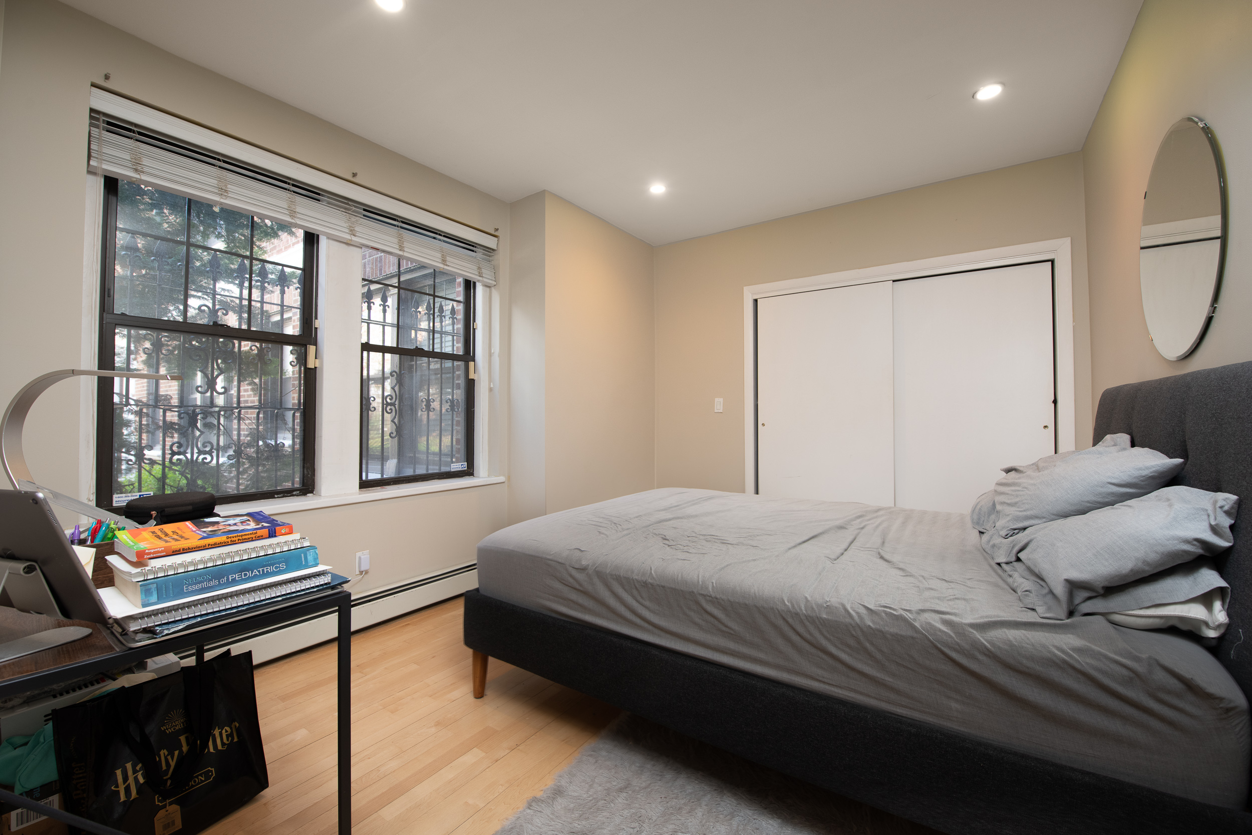 64 Queensberry St, Fenway