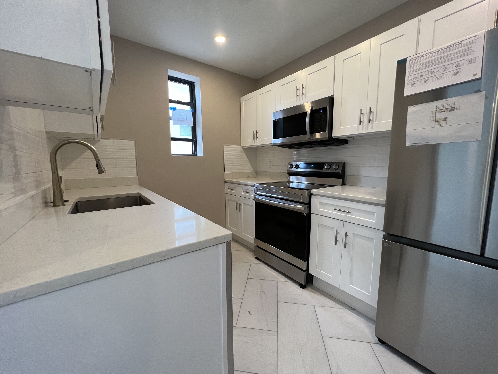 636 Beacon St, Fenway