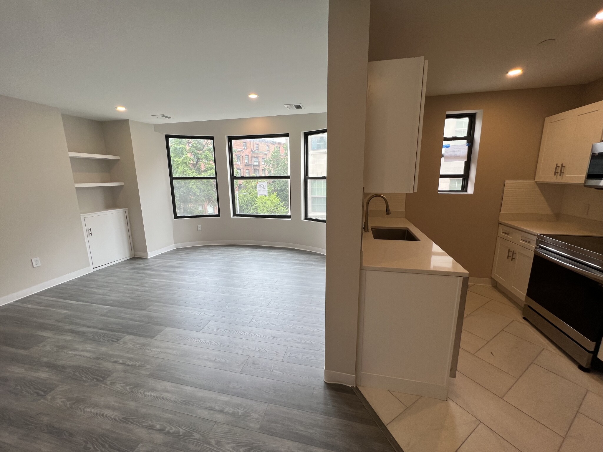 636 Beacon St, Fenway