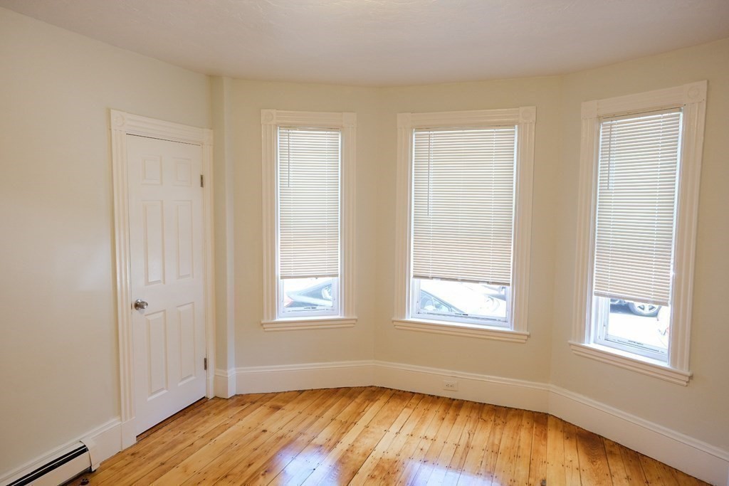 22 Howell St, Dorchester