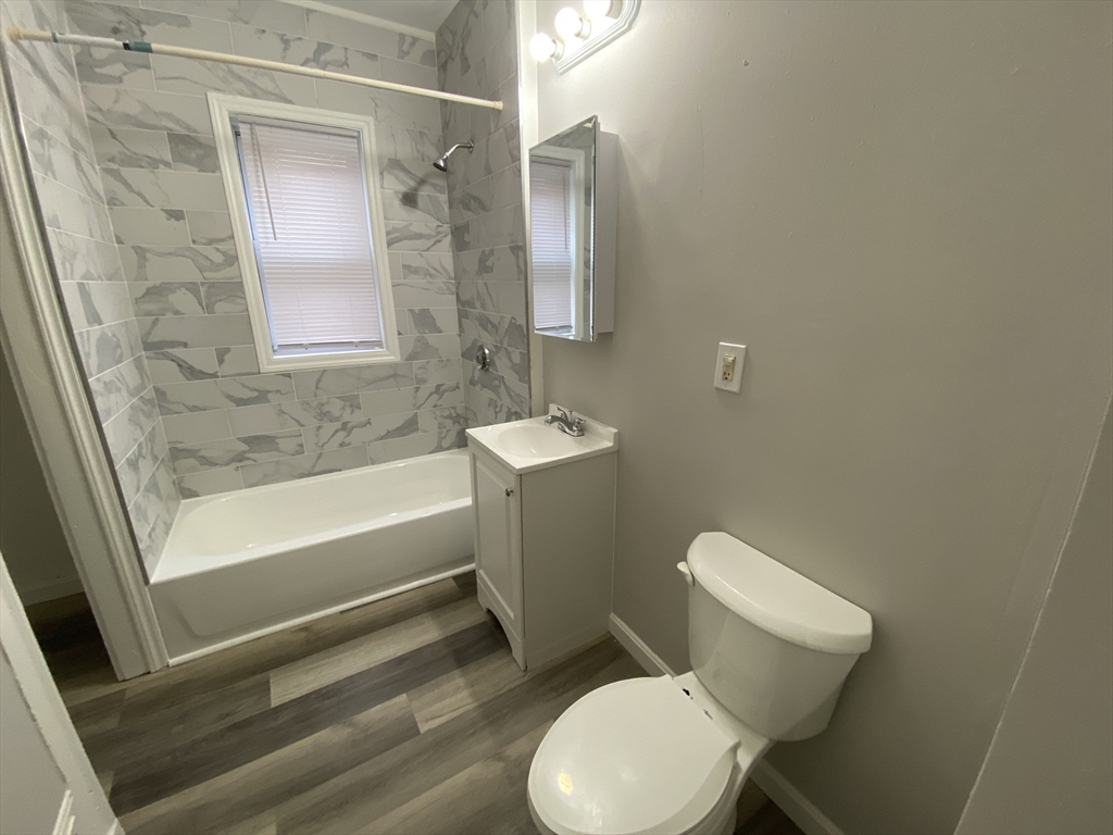 77 Topliff St, Dorchester