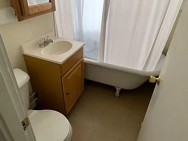 60 Woodstock Ave, Brighton