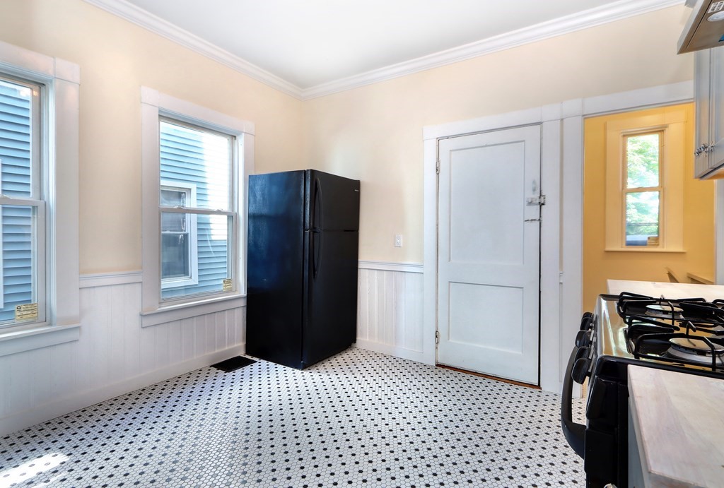 5 Standford Ter, Porter Square