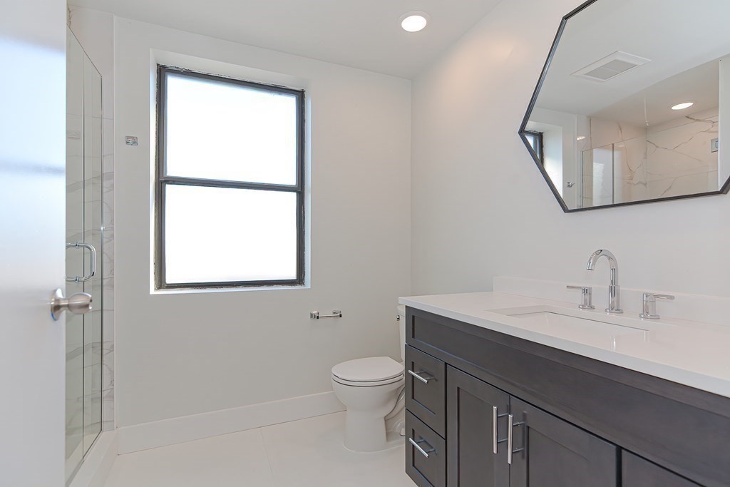 1674 Beacon St, Coolidge Corner