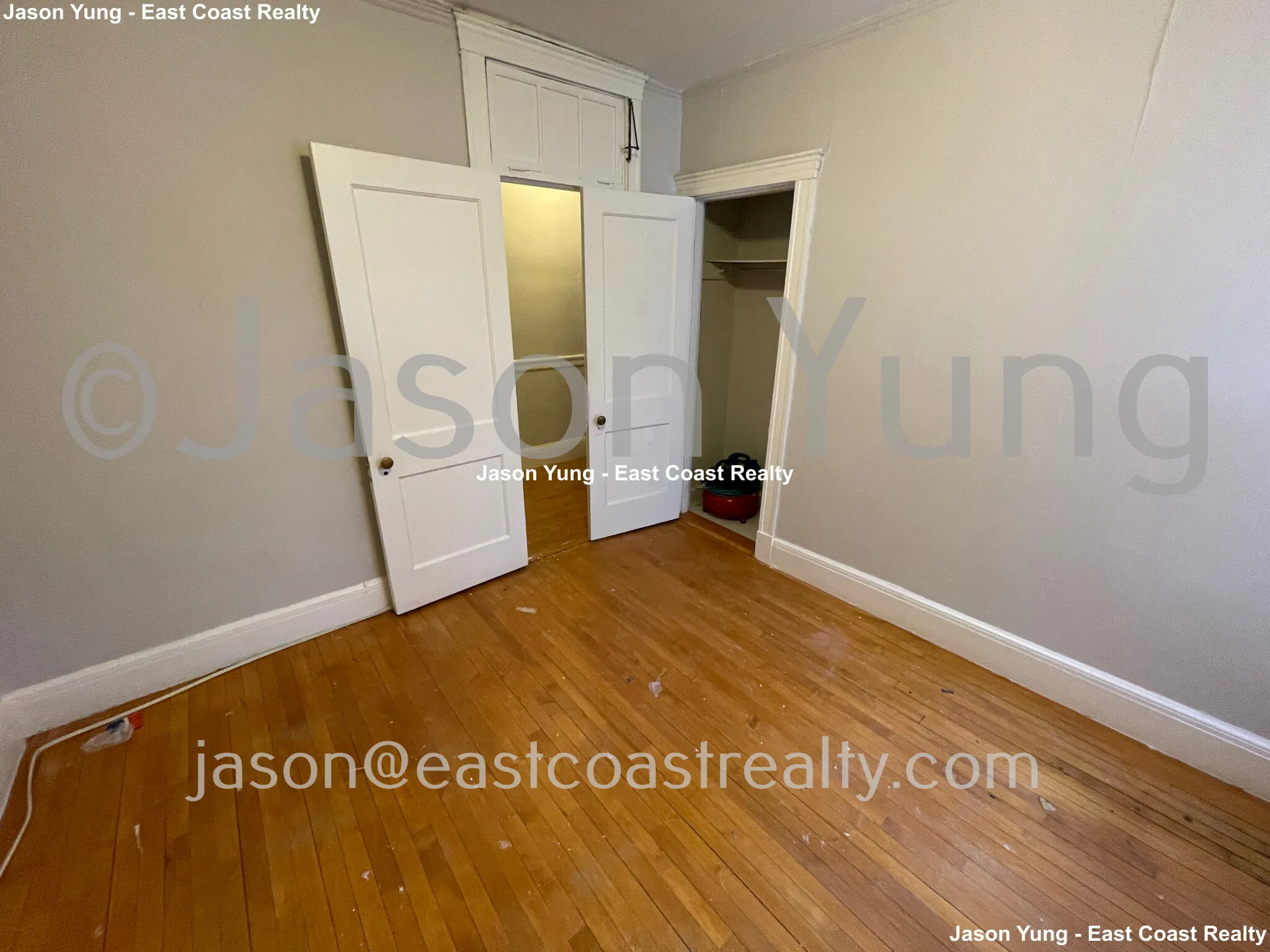 142 Davis Ave, Emerson Gardens